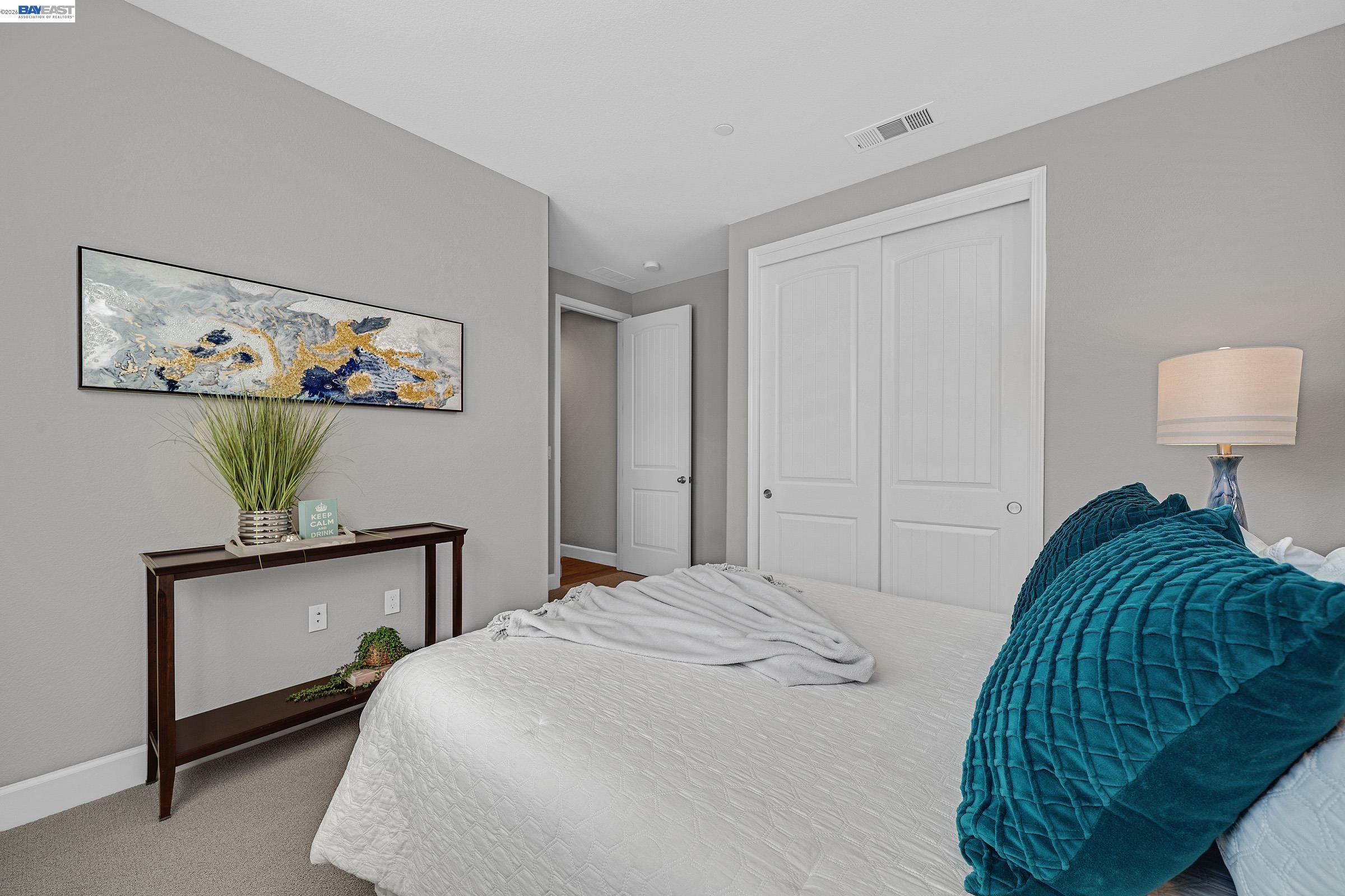 Detail Gallery Image 21 of 53 For 271 Eagle Nest Dr, Oakley,  CA 94561 - 5 Beds | 4/1 Baths