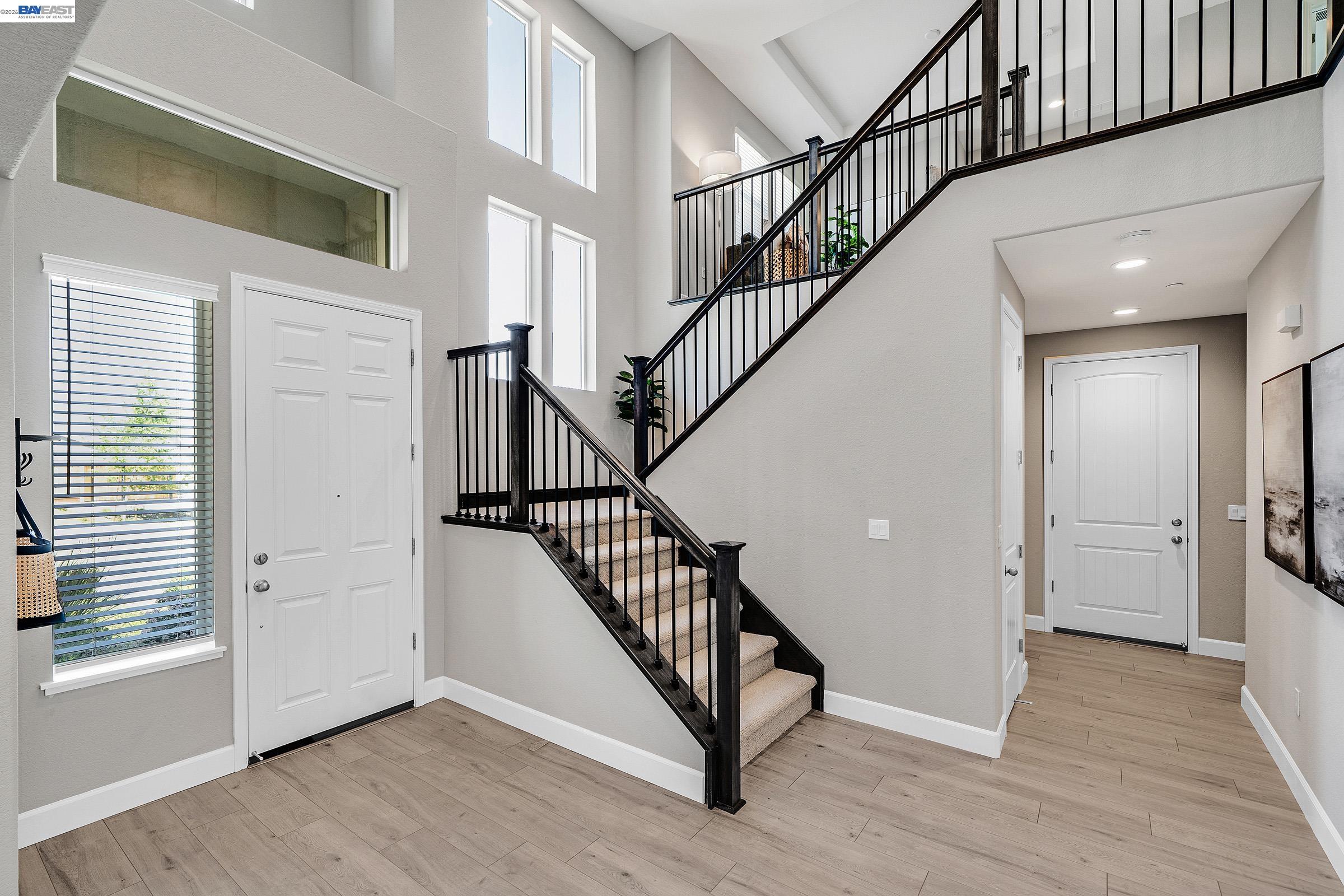 Detail Gallery Image 25 of 53 For 271 Eagle Nest Dr, Oakley,  CA 94561 - 5 Beds | 4/1 Baths