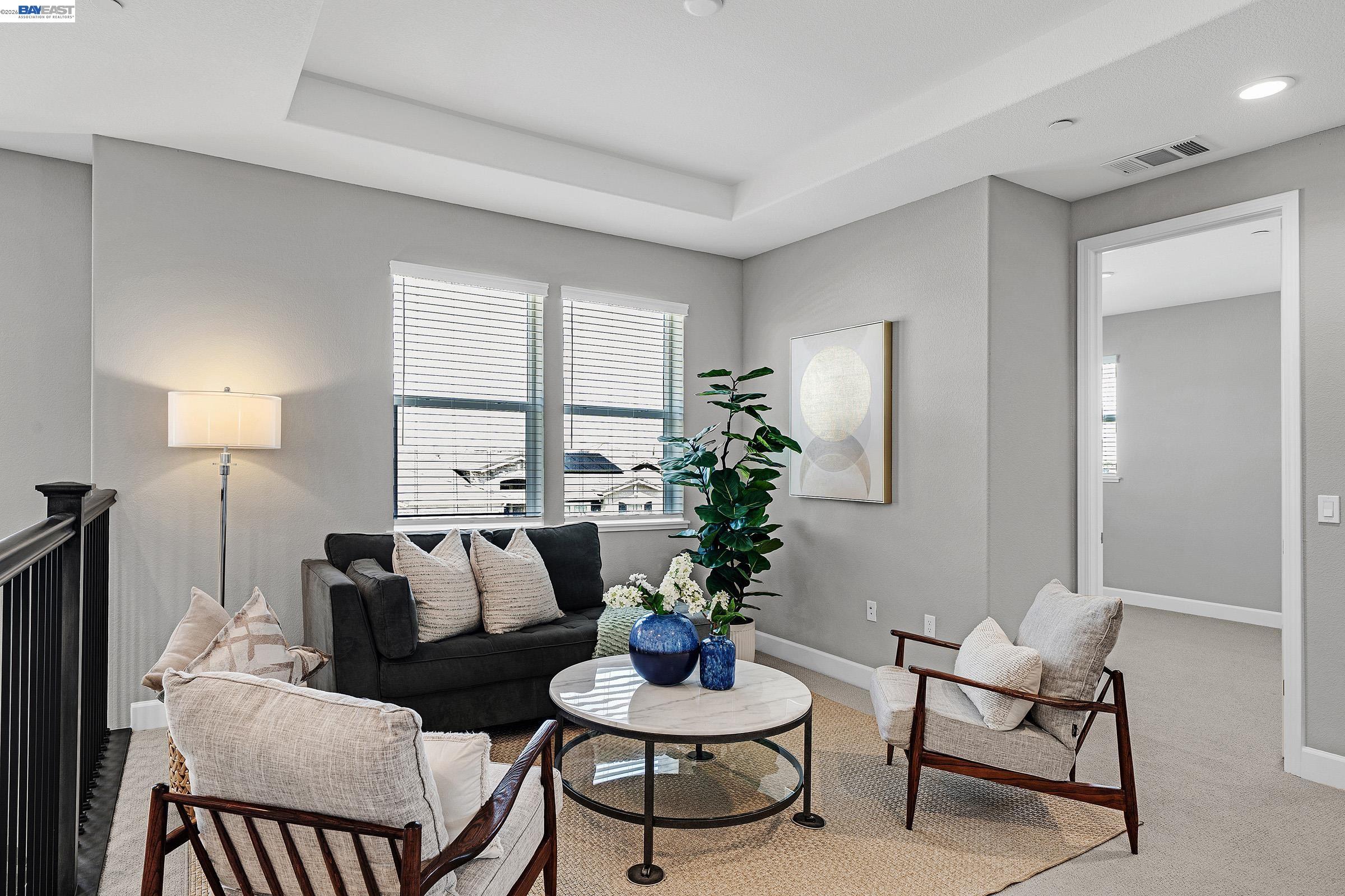 Detail Gallery Image 28 of 53 For 271 Eagle Nest Dr, Oakley,  CA 94561 - 5 Beds | 4/1 Baths