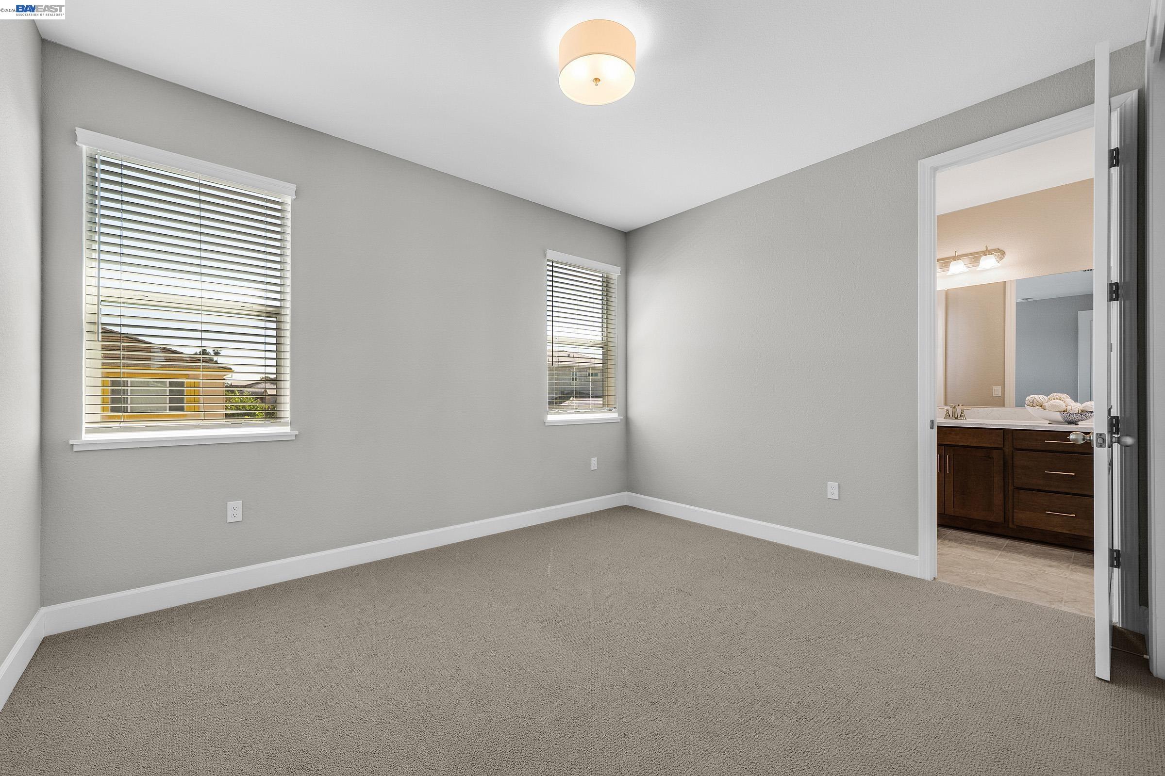 Detail Gallery Image 43 of 53 For 271 Eagle Nest Dr, Oakley,  CA 94561 - 5 Beds | 4/1 Baths