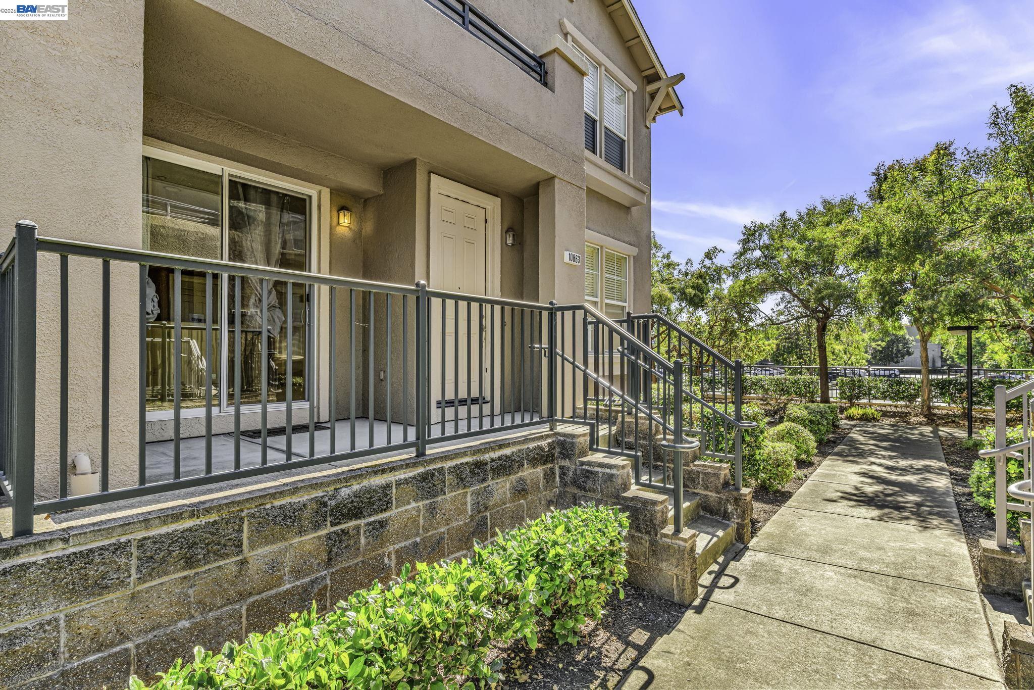 Photo #4: 41130179 Listing: Photo #4