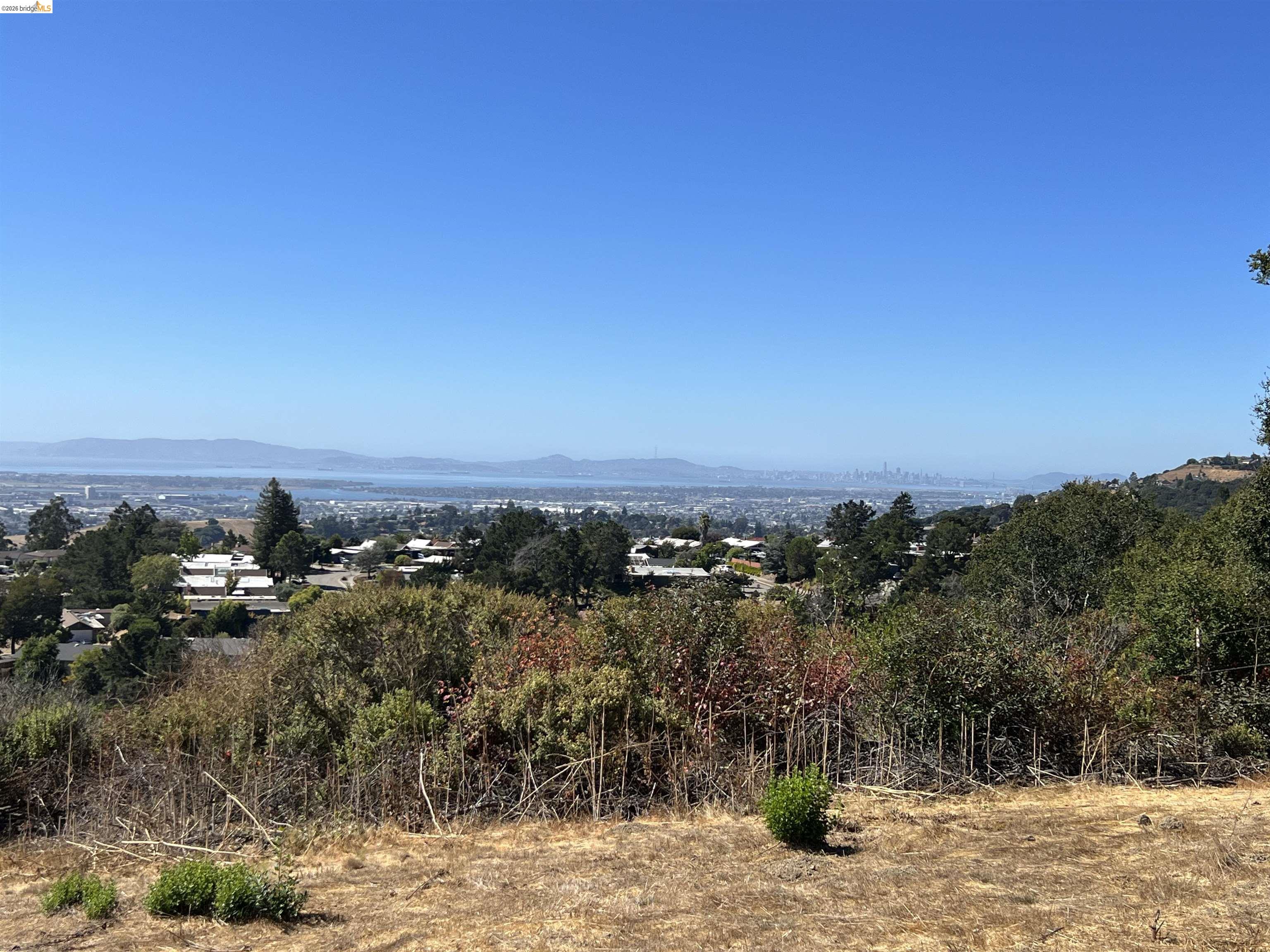 14381 Skyline Blvd, Oakland CA 94619 — photo 12