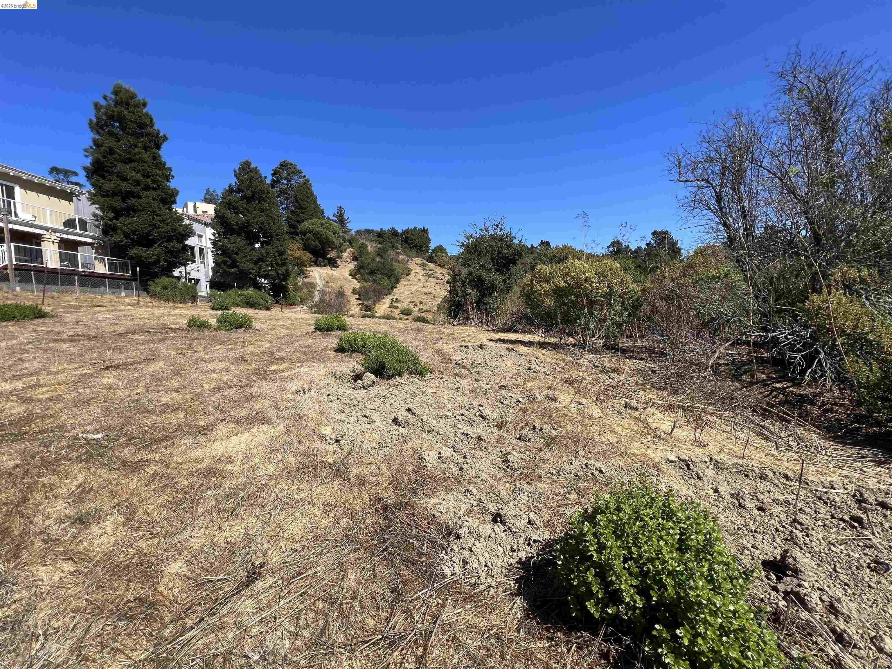 14381 Skyline Blvd, Oakland CA 94619 — photo 14