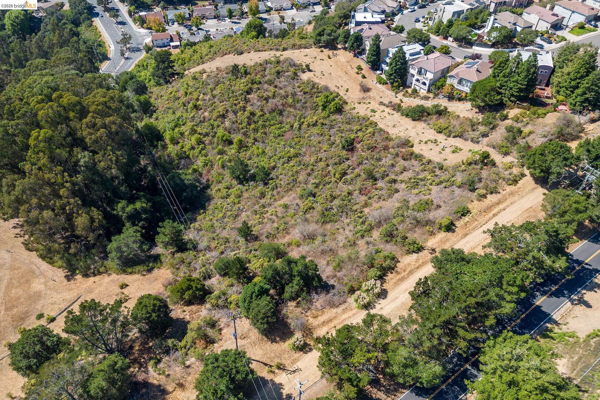 14381 Skyline Blvd, Oakland CA 94619 — photo 18