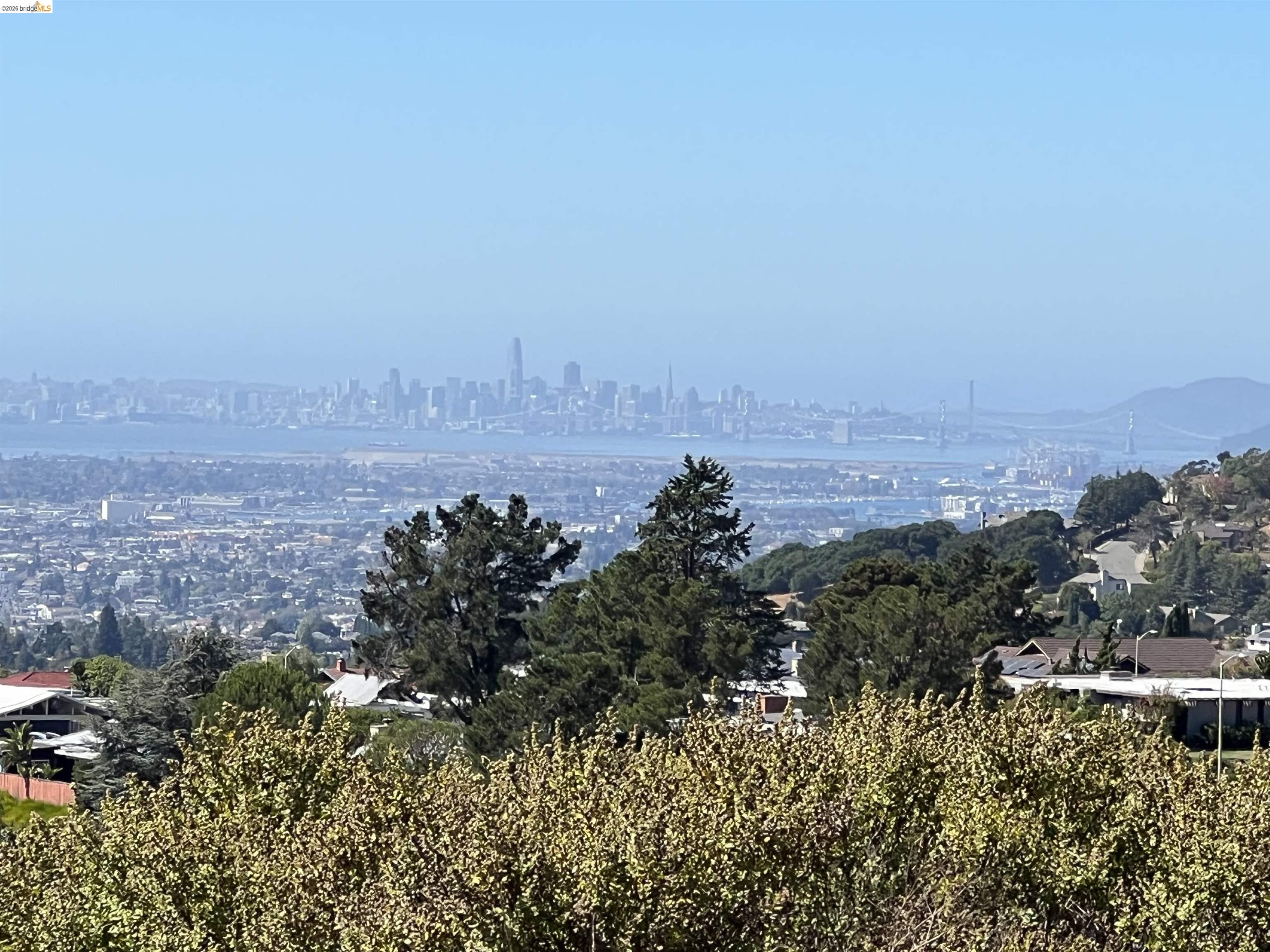14381 Skyline Blvd, Oakland CA 94619 — photo 6