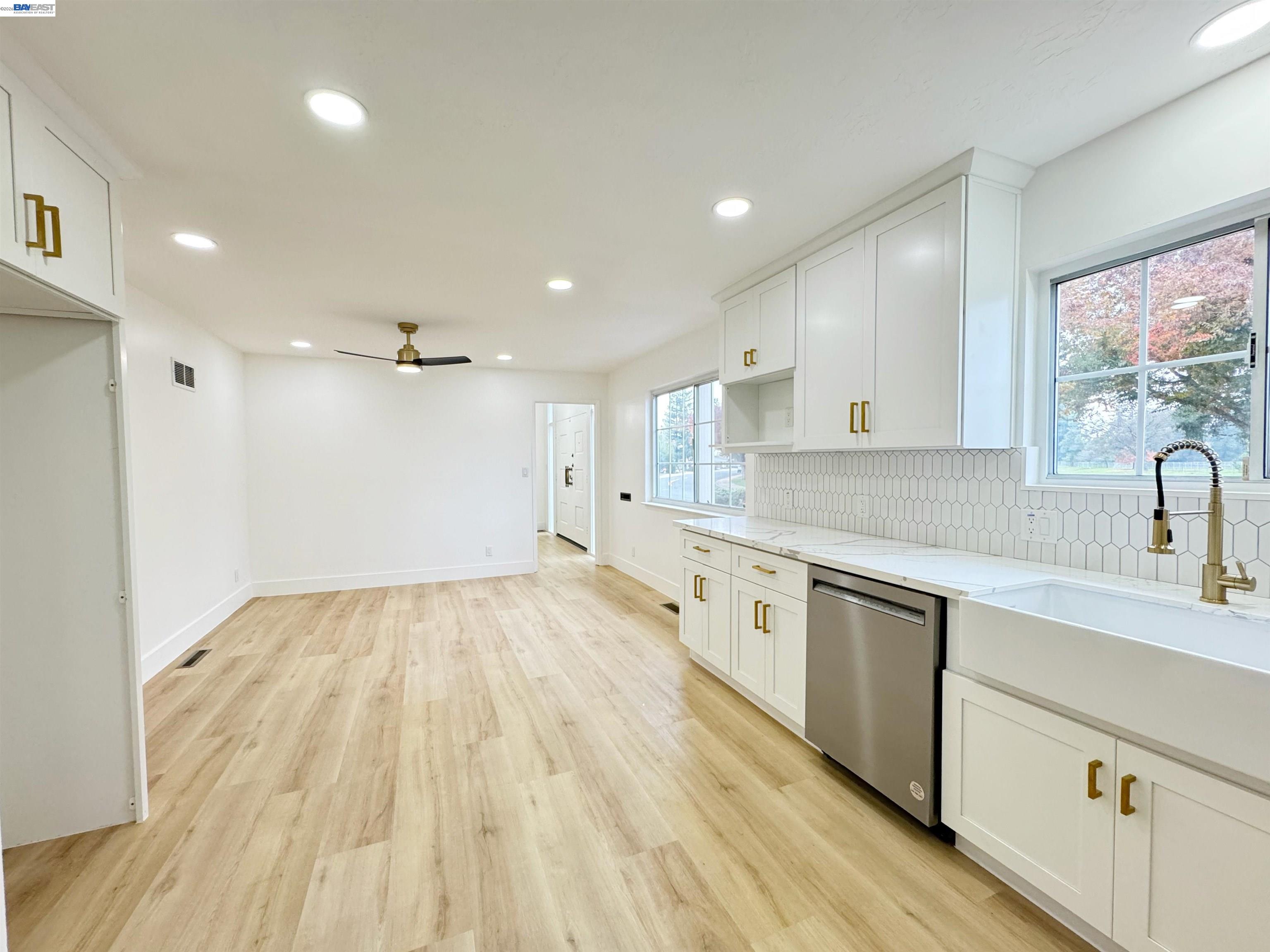 Detail Gallery Image 20 of 60 For 838 Virginia Ave, Lodi,  CA 95242 - 4 Beds | 4/1 Baths