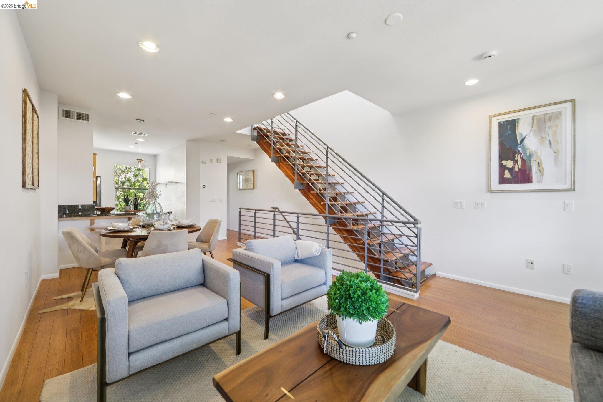 Photo #8: 41130185 Listing: Photo #8