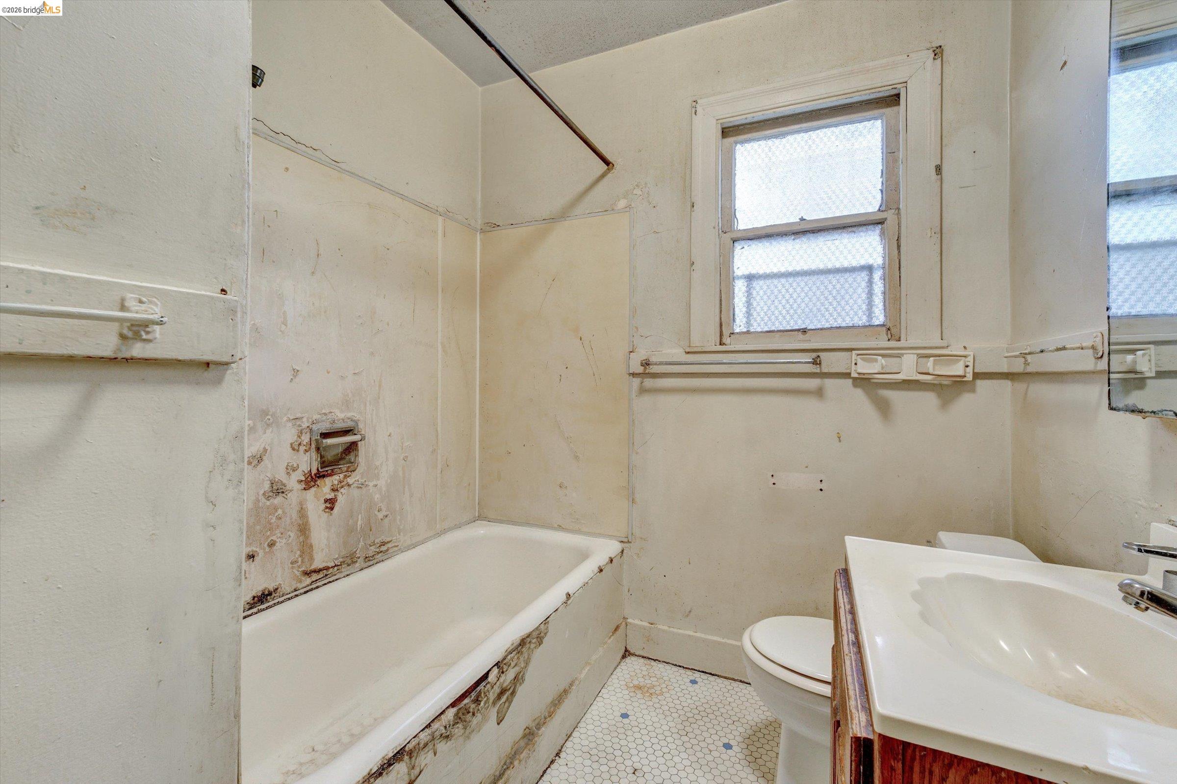 1707 78Th Ave, Oakland, CA, 94621