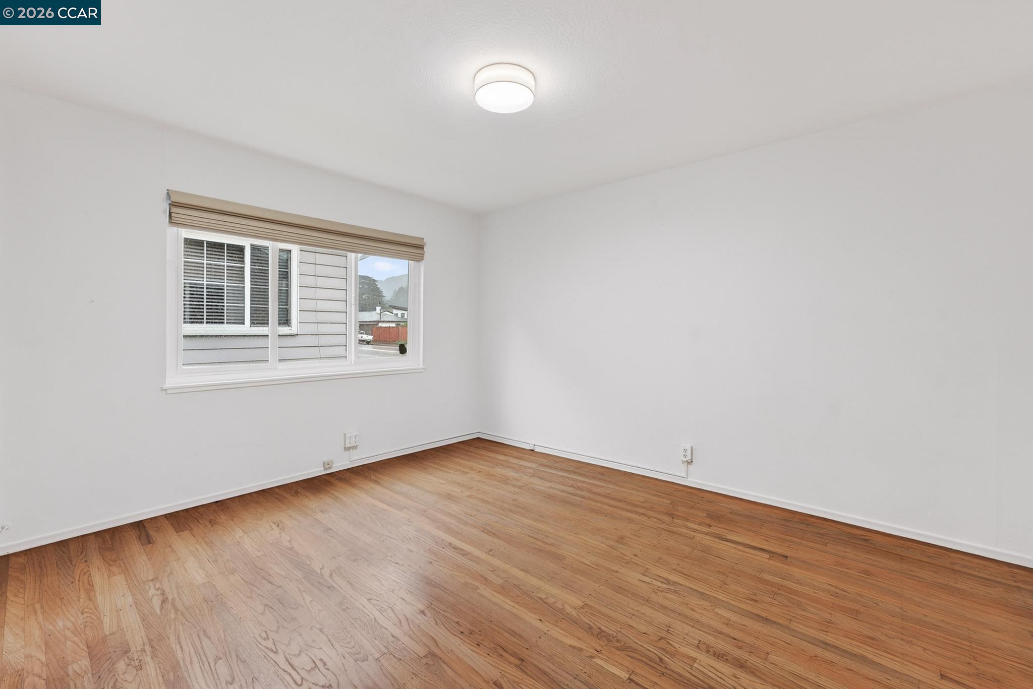 Detail Gallery Image 17 of 36 For 1559 Linda Mar Blvd, Pacifica,  CA 94044 - 3 Beds | 1 Baths