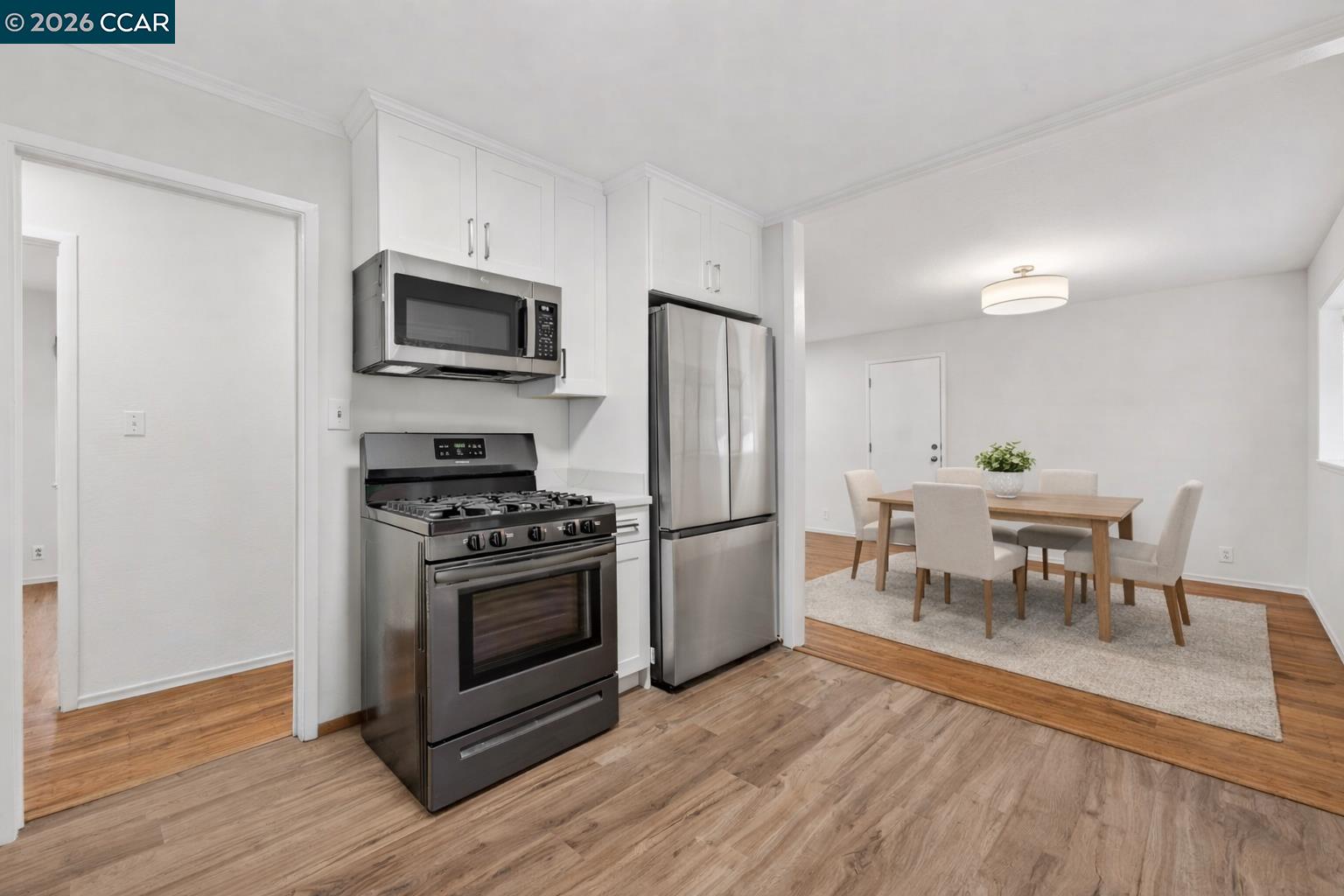 Detail Gallery Image 19 of 38 For 1559 Linda Mar Blvd, Pacifica,  CA 94044 - 3 Beds | 1 Baths