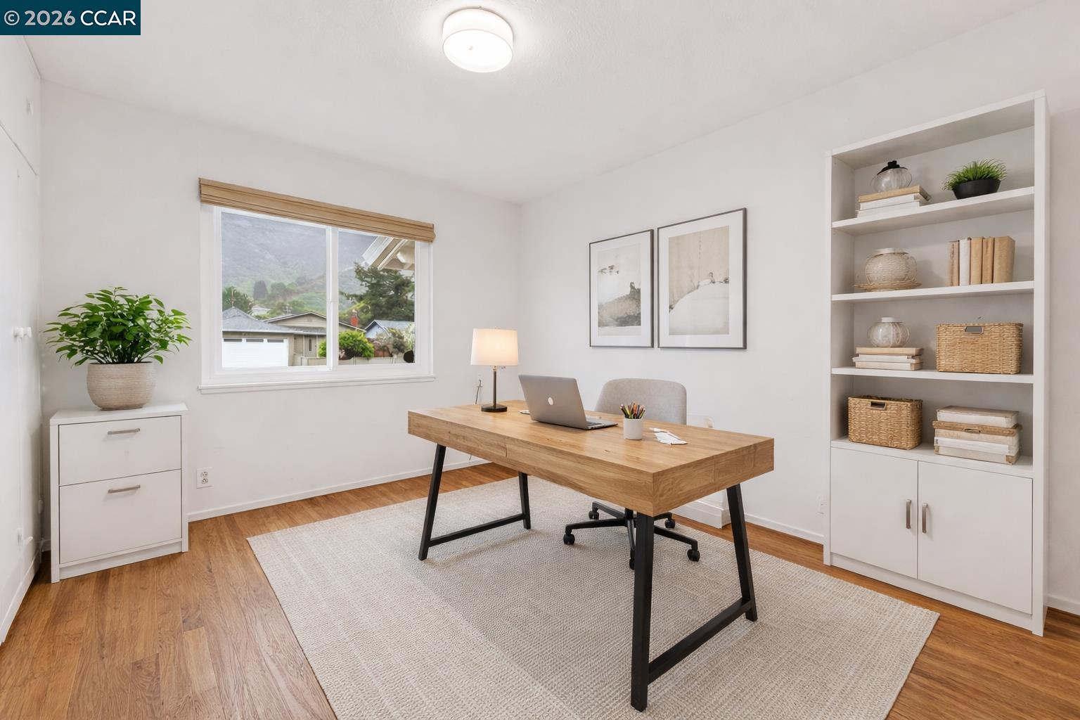 Detail Gallery Image 26 of 38 For 1559 Linda Mar Blvd, Pacifica,  CA 94044 - 3 Beds | 1 Baths