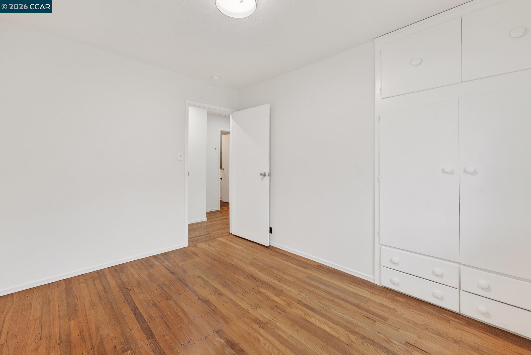 Detail Gallery Image 27 of 38 For 1559 Linda Mar Blvd, Pacifica,  CA 94044 - 3 Beds | 1 Baths