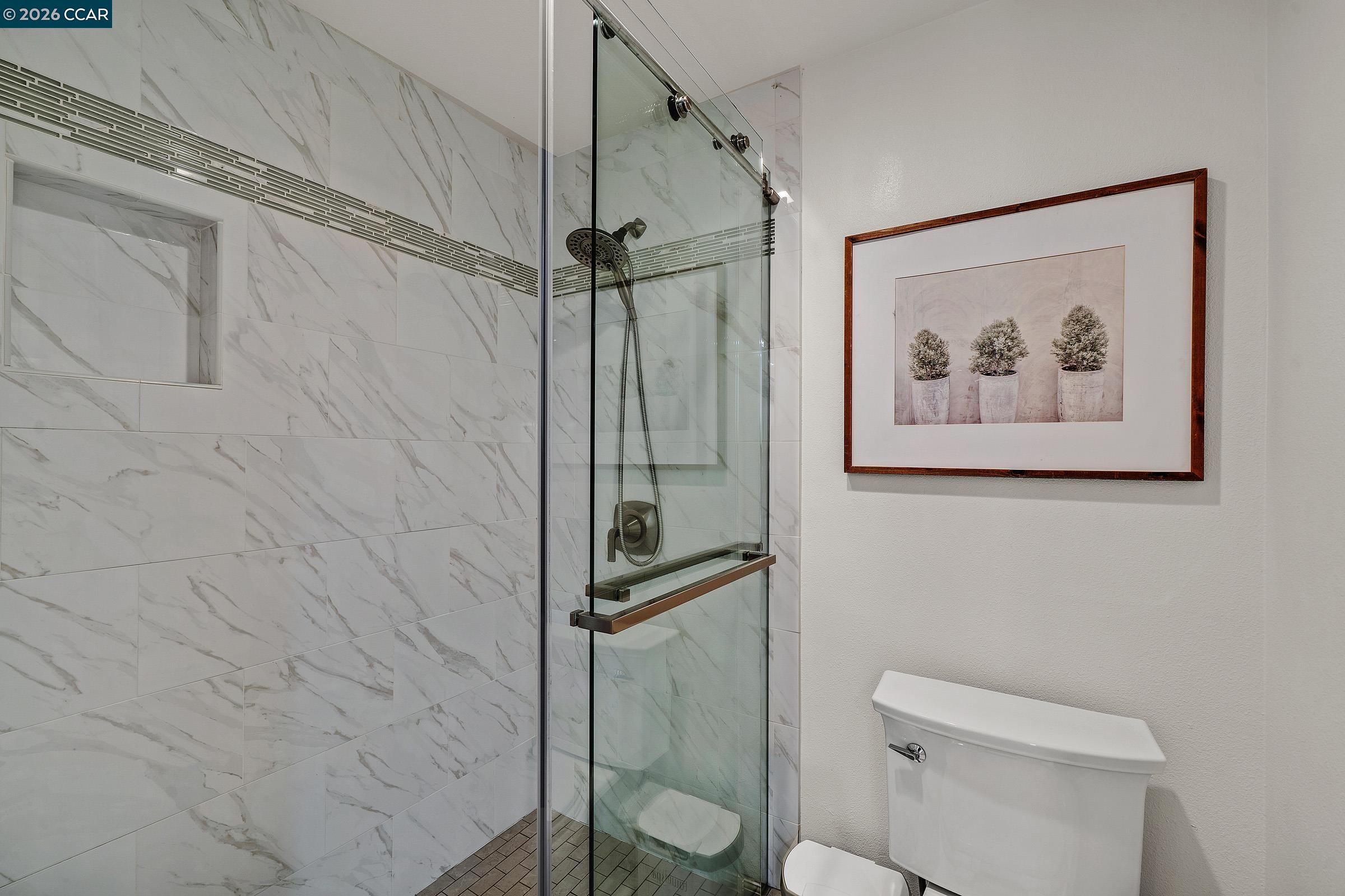 Photo #25: 41130193 Listing: Photo #25