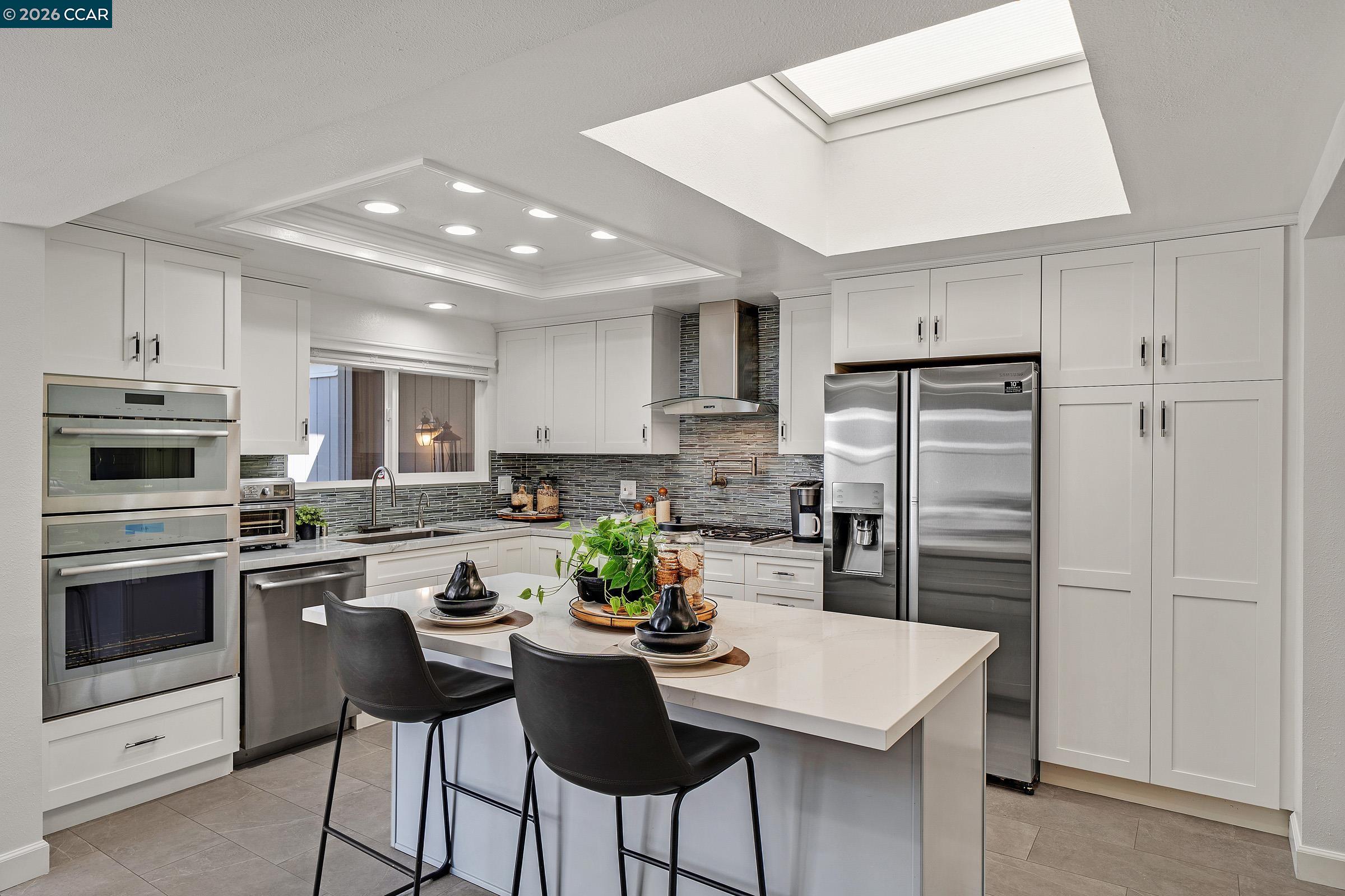 Photo #8: 41130193 Listing: Photo #8