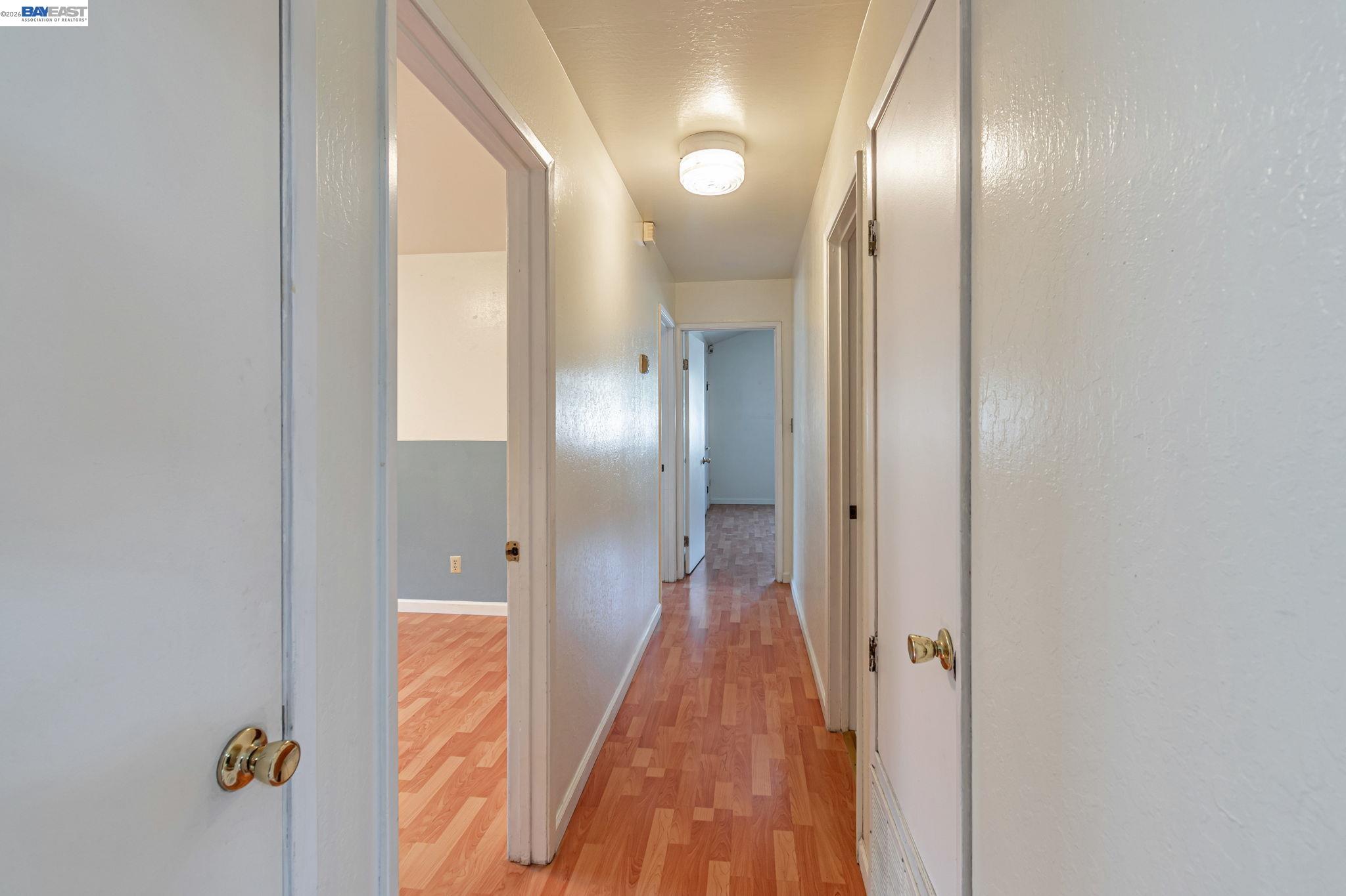 Detail Gallery Image 14 of 37 For 2538 E 16th St, Oakland,  CA 94601 - 3 Beds | 2 Baths