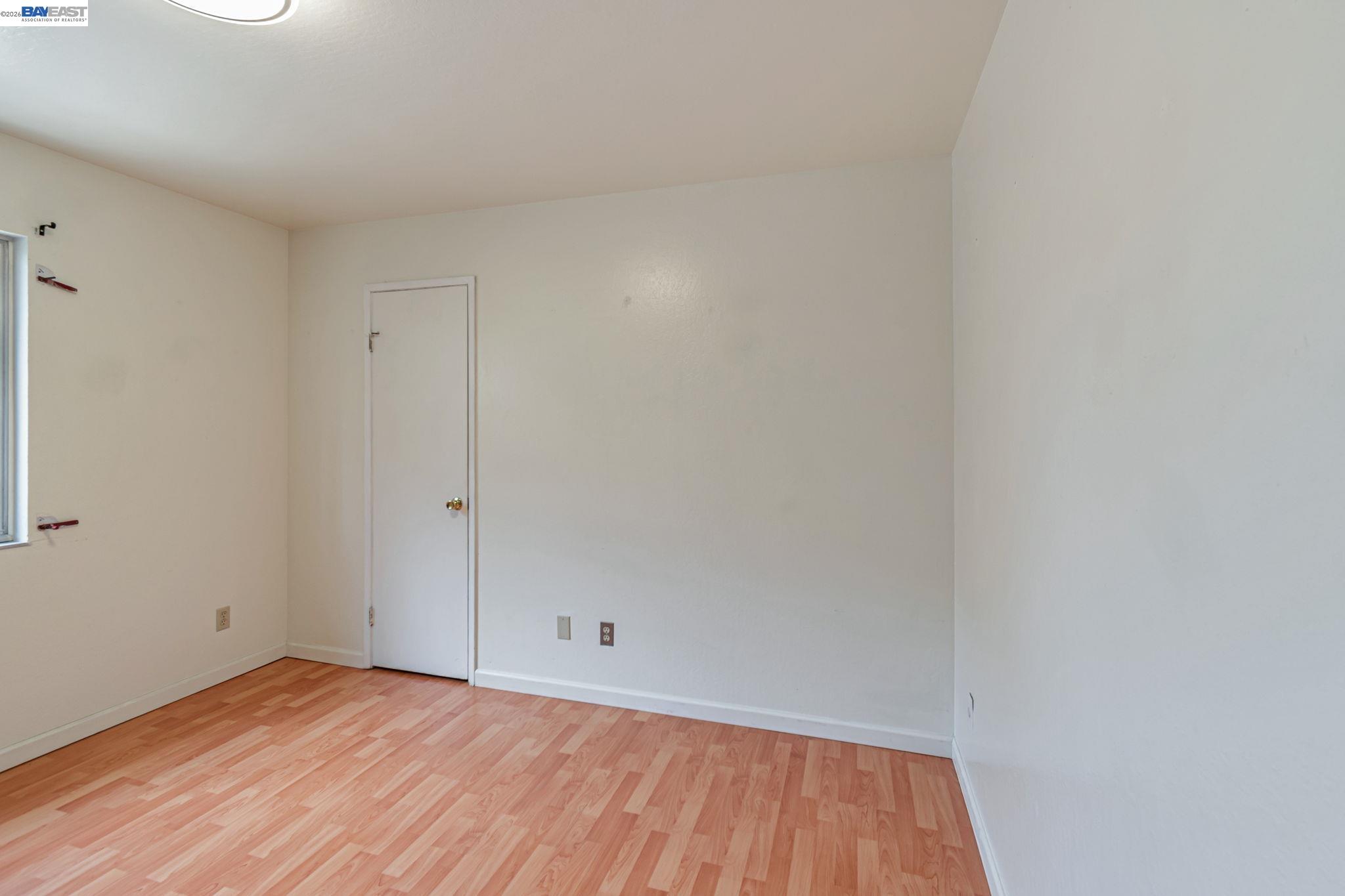 Detail Gallery Image 19 of 37 For 2538 E 16th St, Oakland,  CA 94601 - 3 Beds | 2 Baths