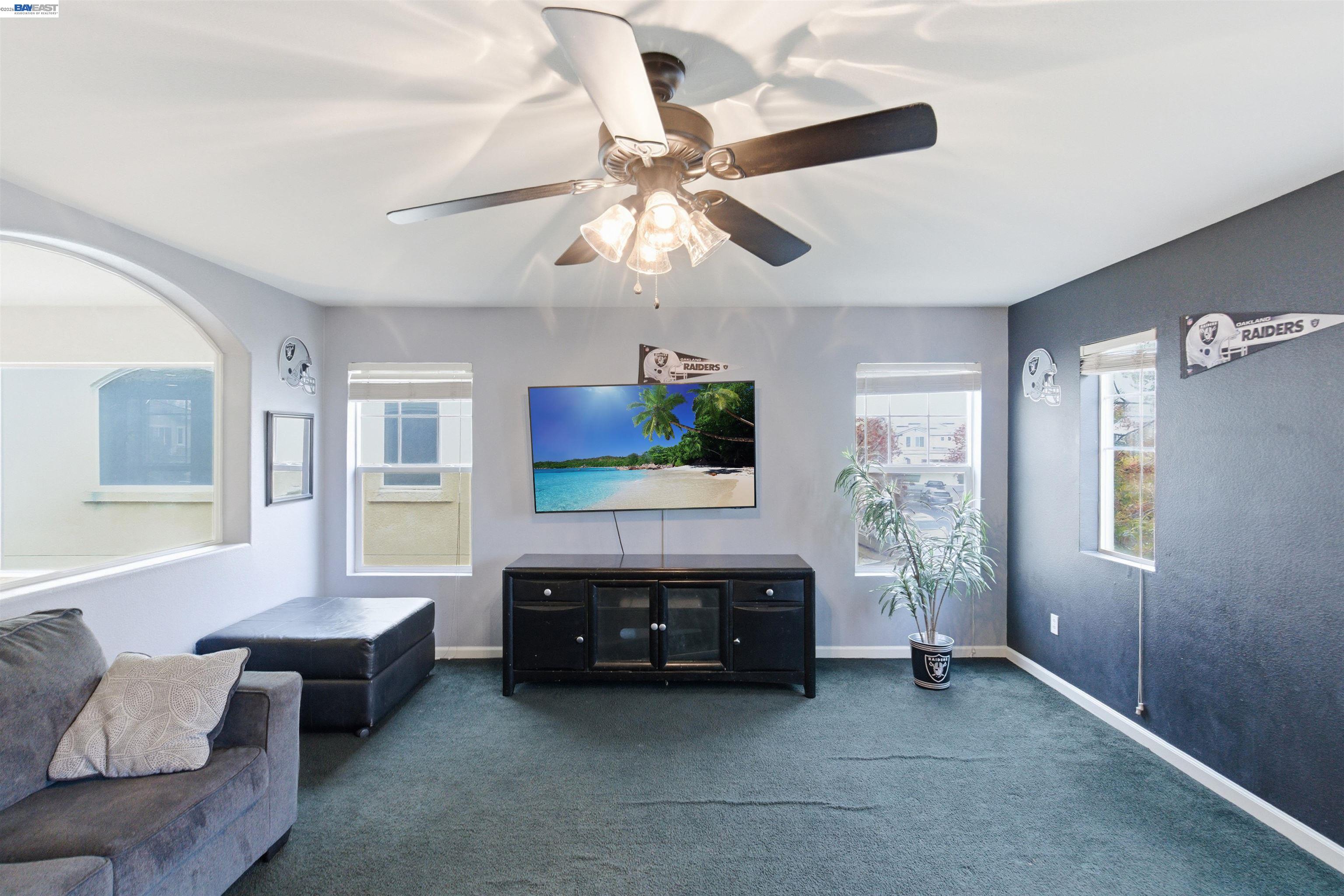 Detail Gallery Image 22 of 41 For 2076 Captalpa, Antioch,  CA 94509 - 5 Beds | 2 Baths