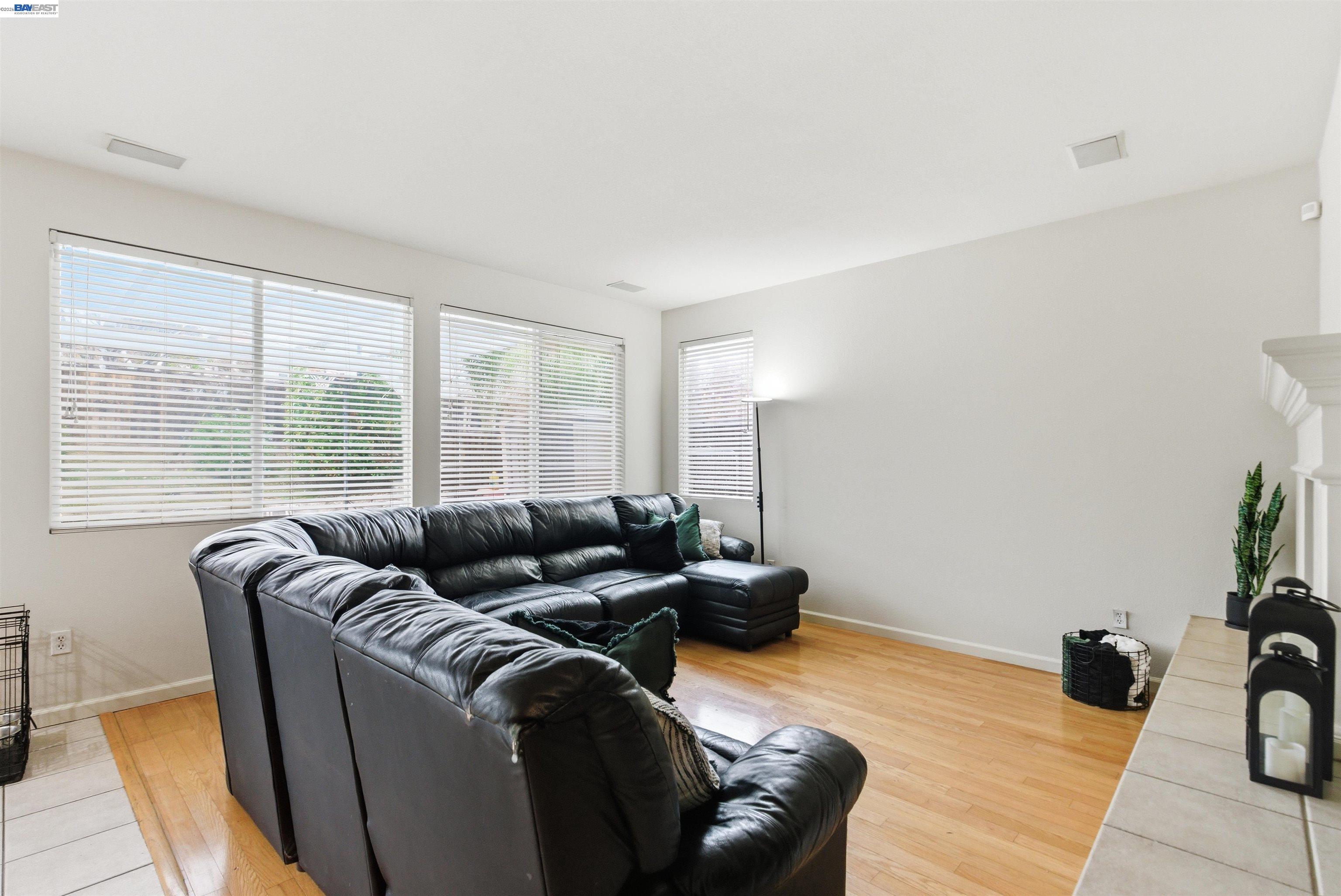 Detail Gallery Image 34 of 41 For 2076 Captalpa, Antioch,  CA 94509 - 5 Beds | 2 Baths