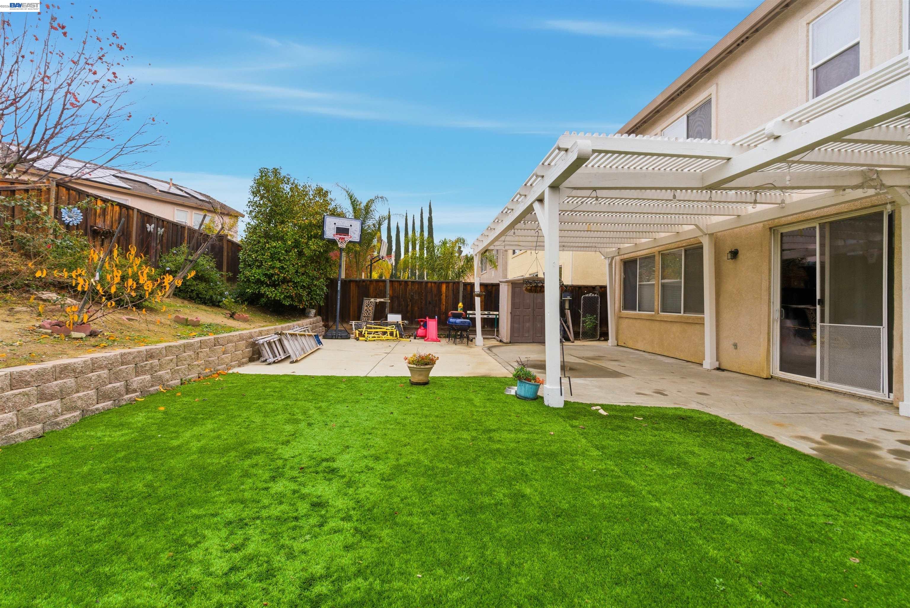 Detail Gallery Image 38 of 41 For 2076 Captalpa, Antioch,  CA 94509 - 5 Beds | 2 Baths