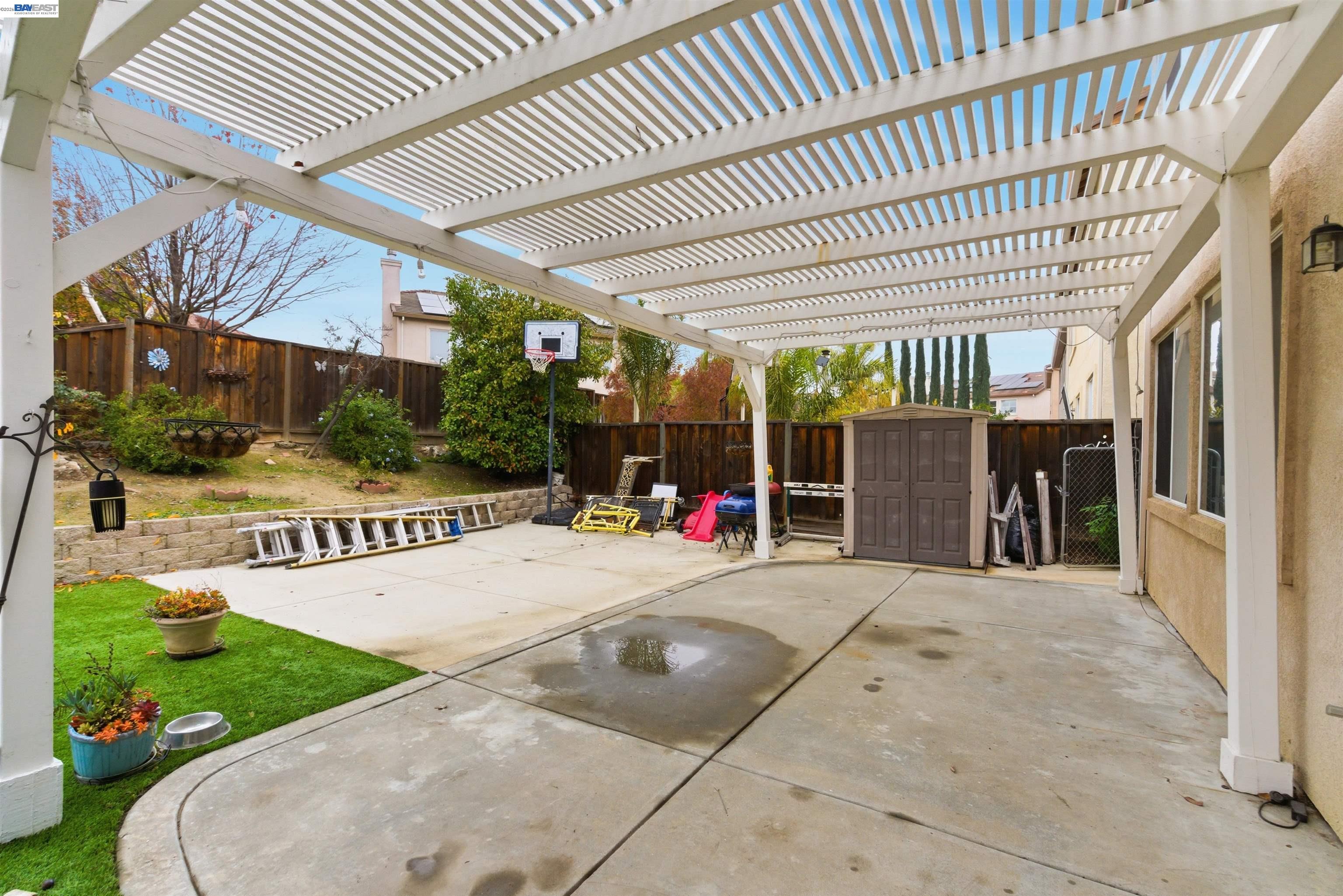 Detail Gallery Image 39 of 41 For 2076 Captalpa, Antioch,  CA 94509 - 5 Beds | 2 Baths