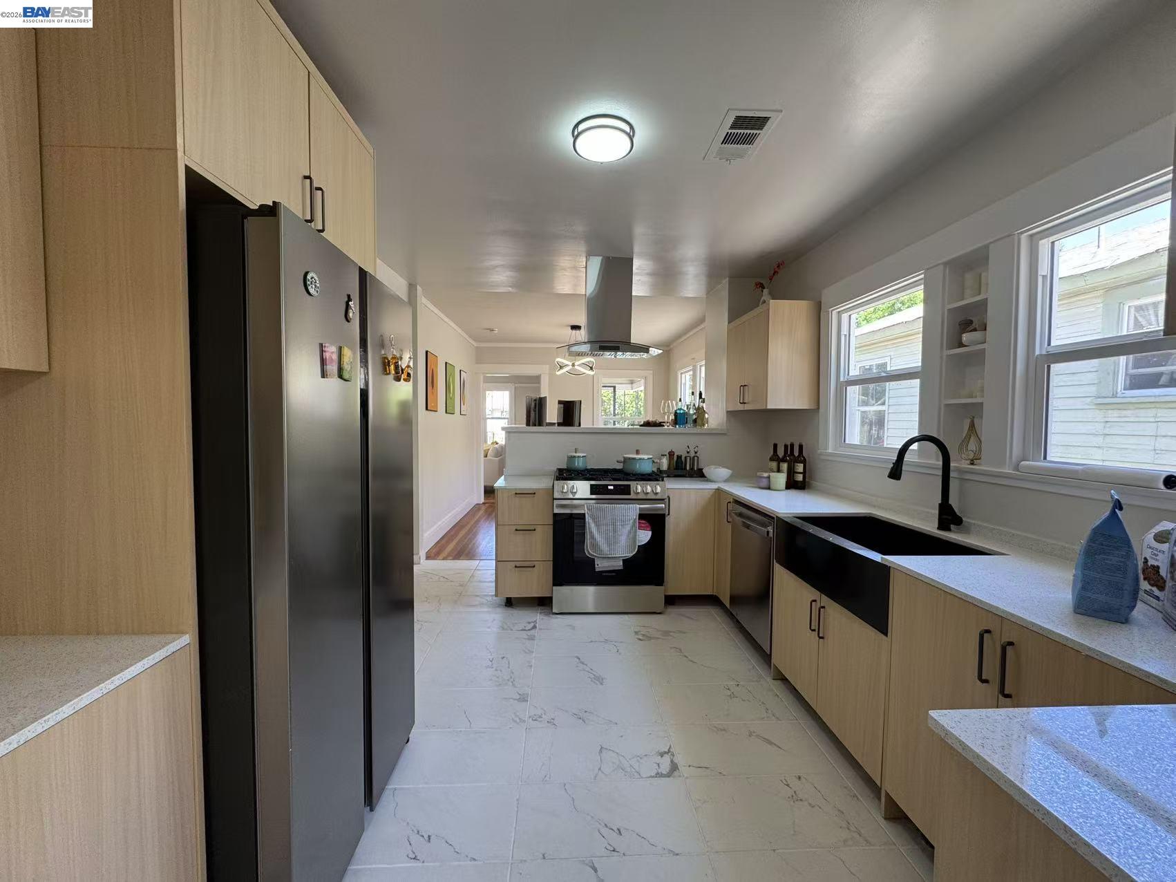 Detail Gallery Image 11 of 16 For 318 E Pine St, Stockton,  CA 95204 - 2 Beds | 1 Baths