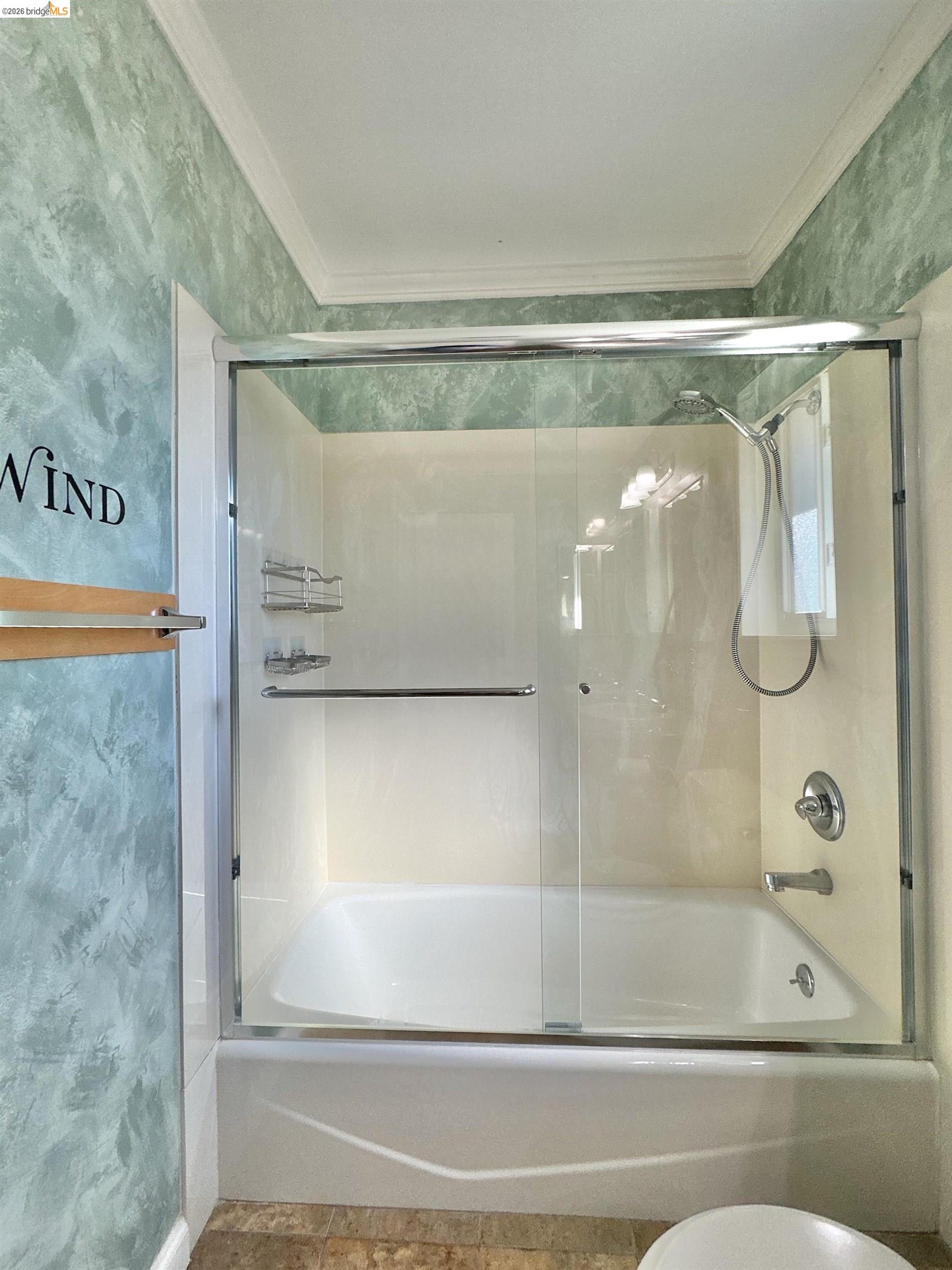 Photo #9: 41130213 Listing: Photo #9