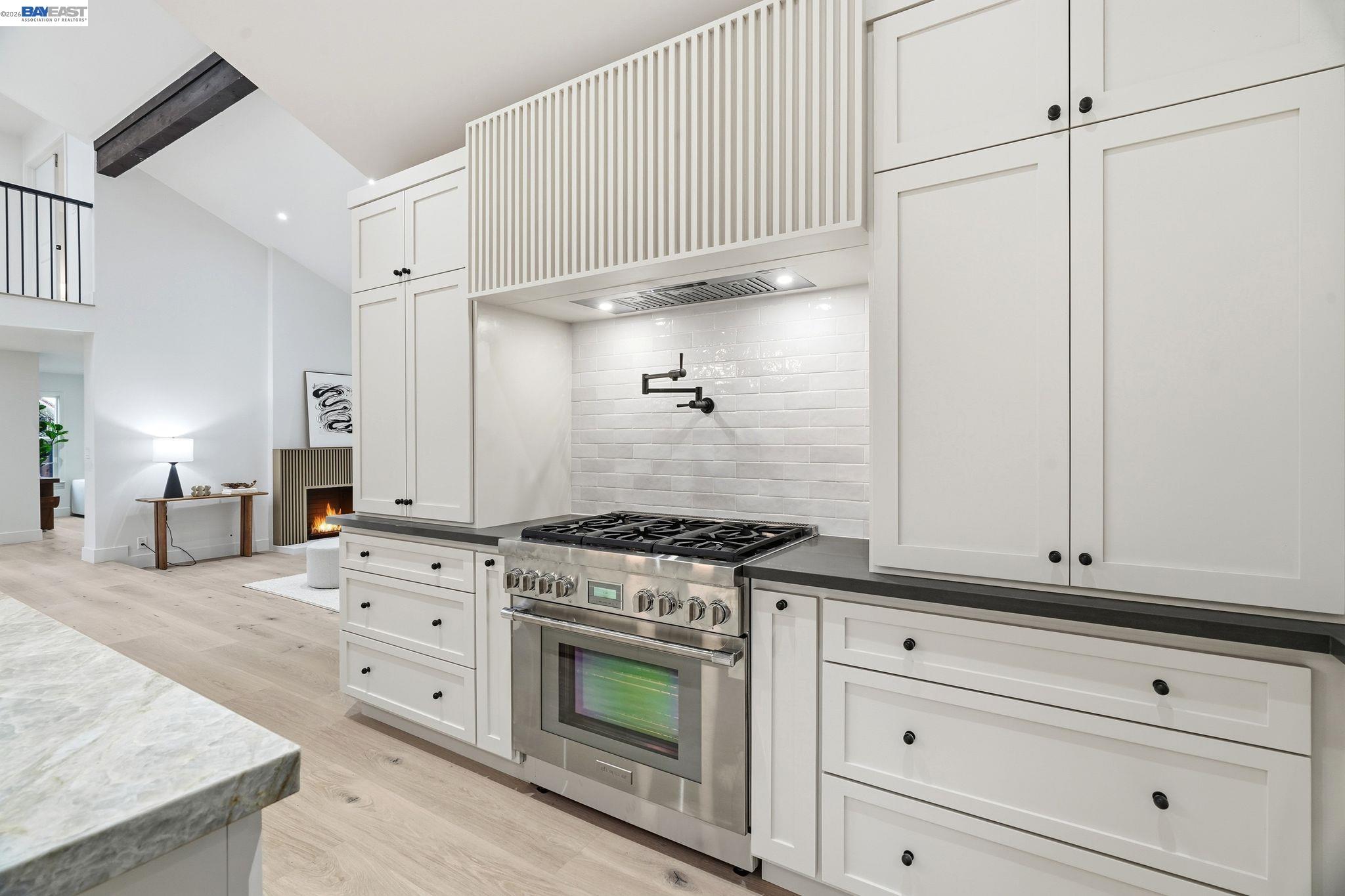 Detail Gallery Image 14 of 60 For 1044 Geronimo Ct, Fremont,  CA 94539 - 5 Beds | 3 Baths