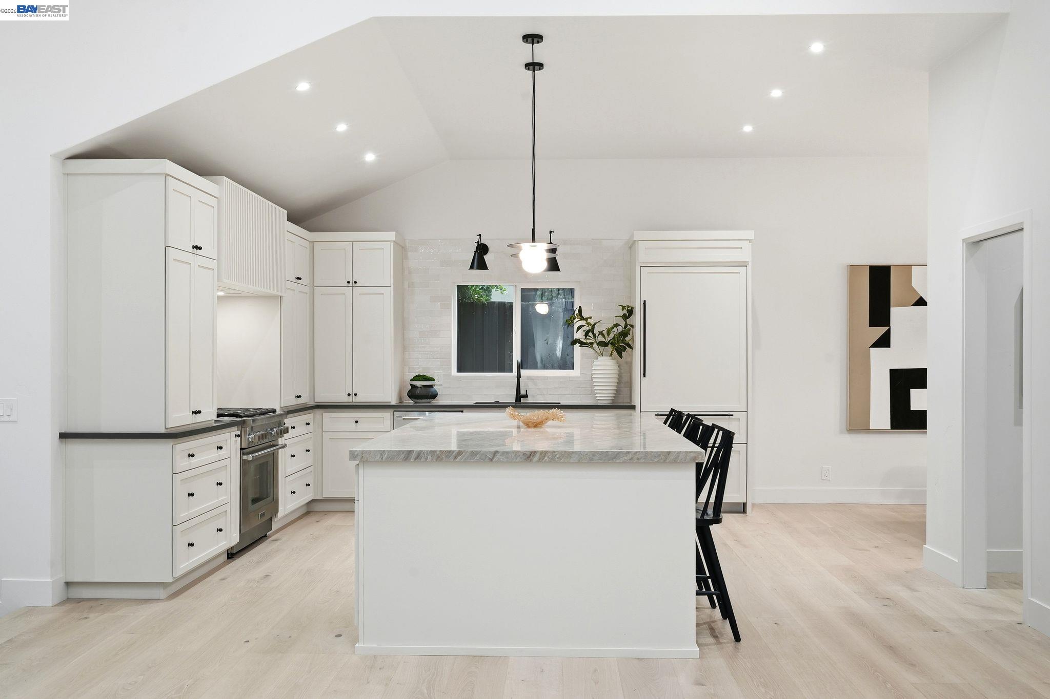 Detail Gallery Image 10 of 60 For 1044 Geronimo Ct, Fremont,  CA 94539 - 5 Beds | 3 Baths