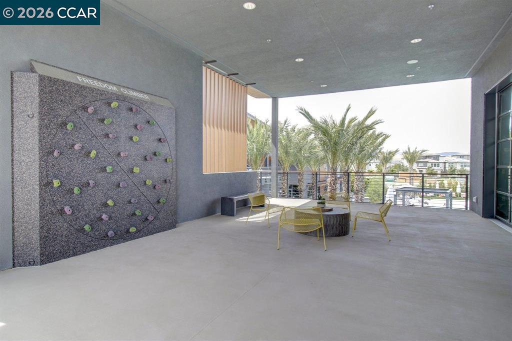 Detail Gallery Image 16 of 23 For 5436 Gracen Way, Dublin,  CA 94568 - 3 Beds | 2/1 Baths