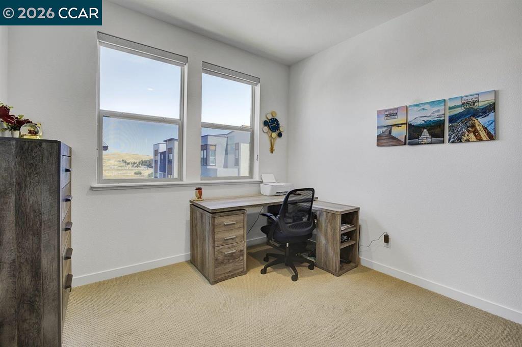 Detail Gallery Image 10 of 23 For 5436 Gracen Way, Dublin,  CA 94568 - 3 Beds | 2/1 Baths