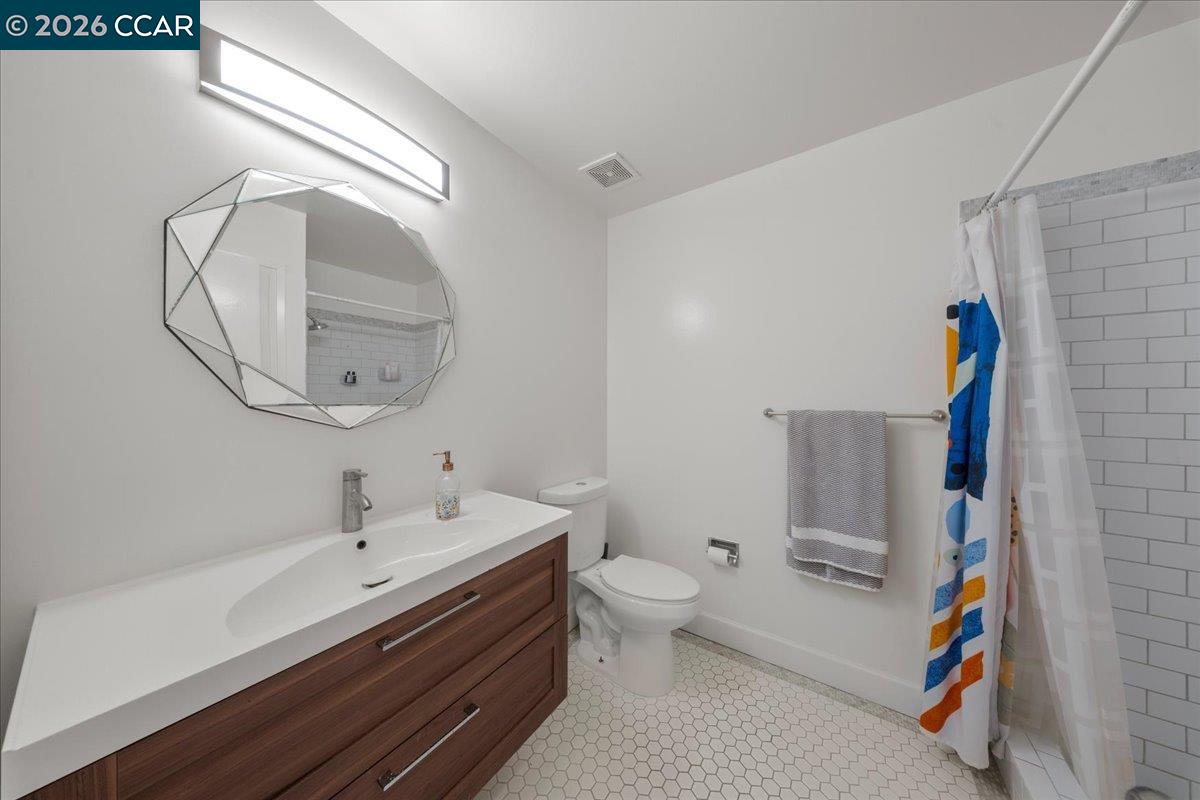 Photo #15: 41130220 Listing: Photo #15