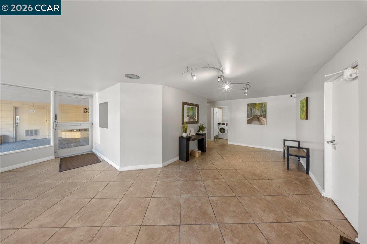 Photo #21: 41130220 Listing: Photo #21