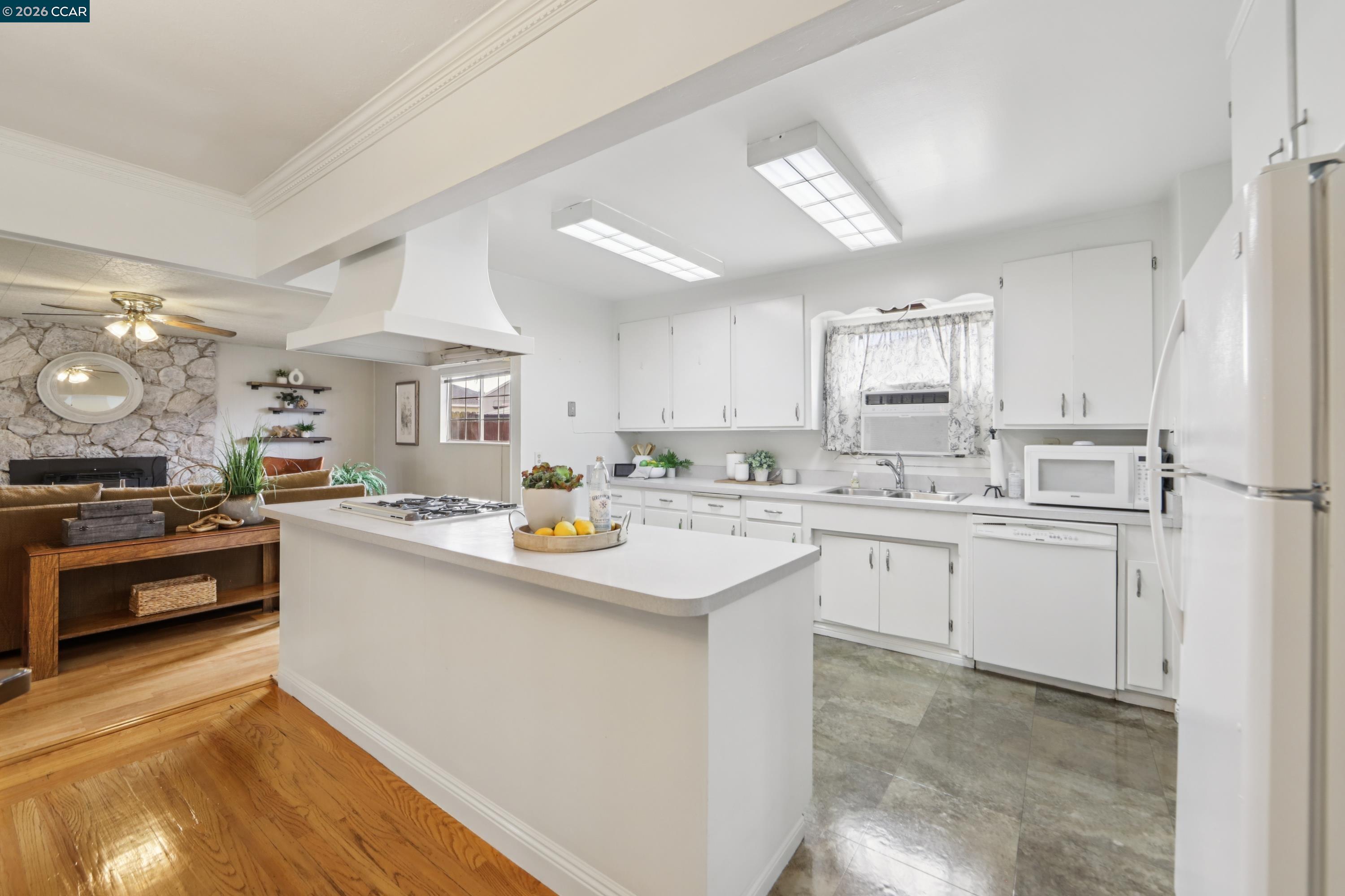 Detail Gallery Image 18 of 52 For 18 E Madill St, Antioch,  CA 94509 - 3 Beds | 1/1 Baths