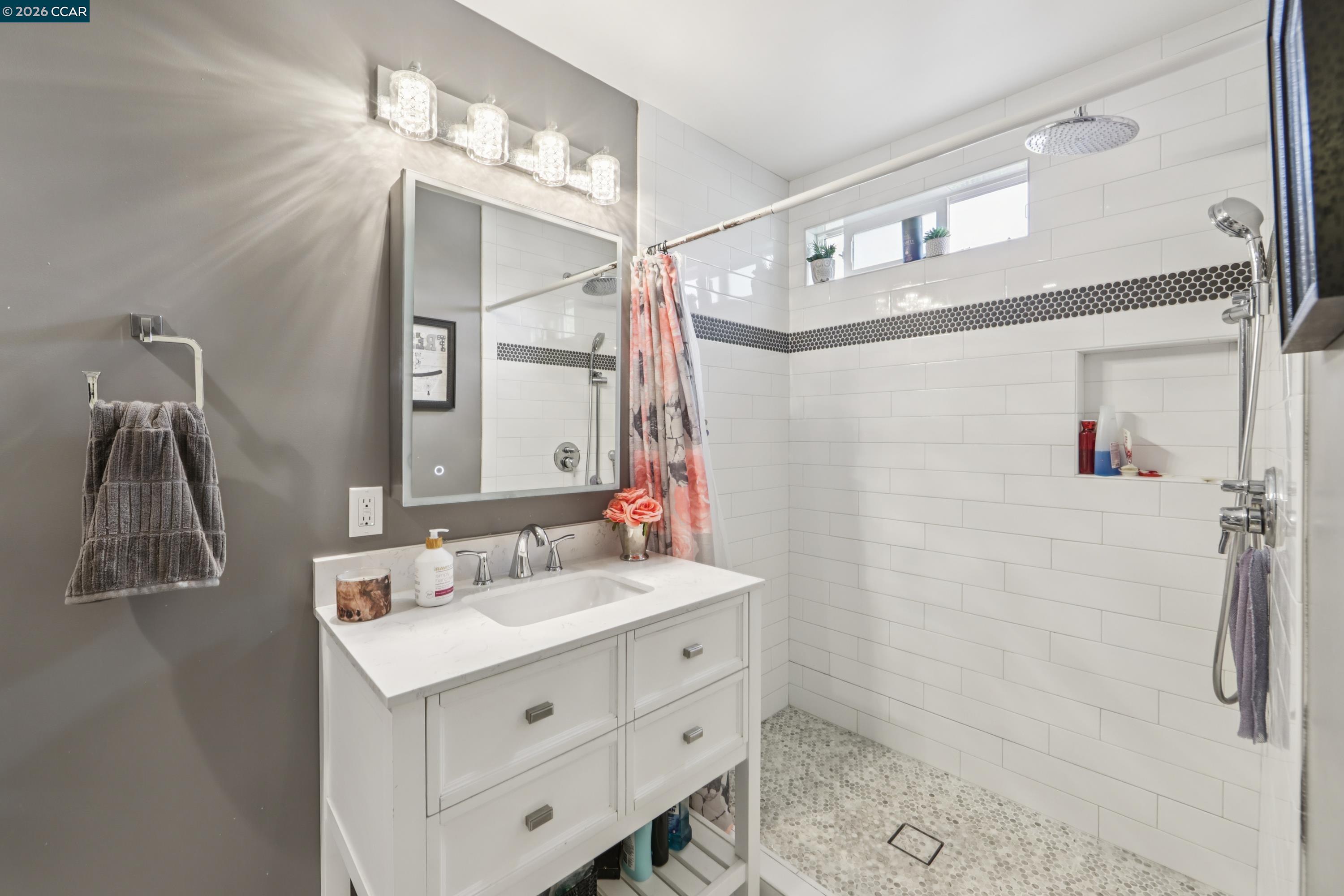 Detail Gallery Image 30 of 52 For 18 E Madill St, Antioch,  CA 94509 - 3 Beds | 1/1 Baths