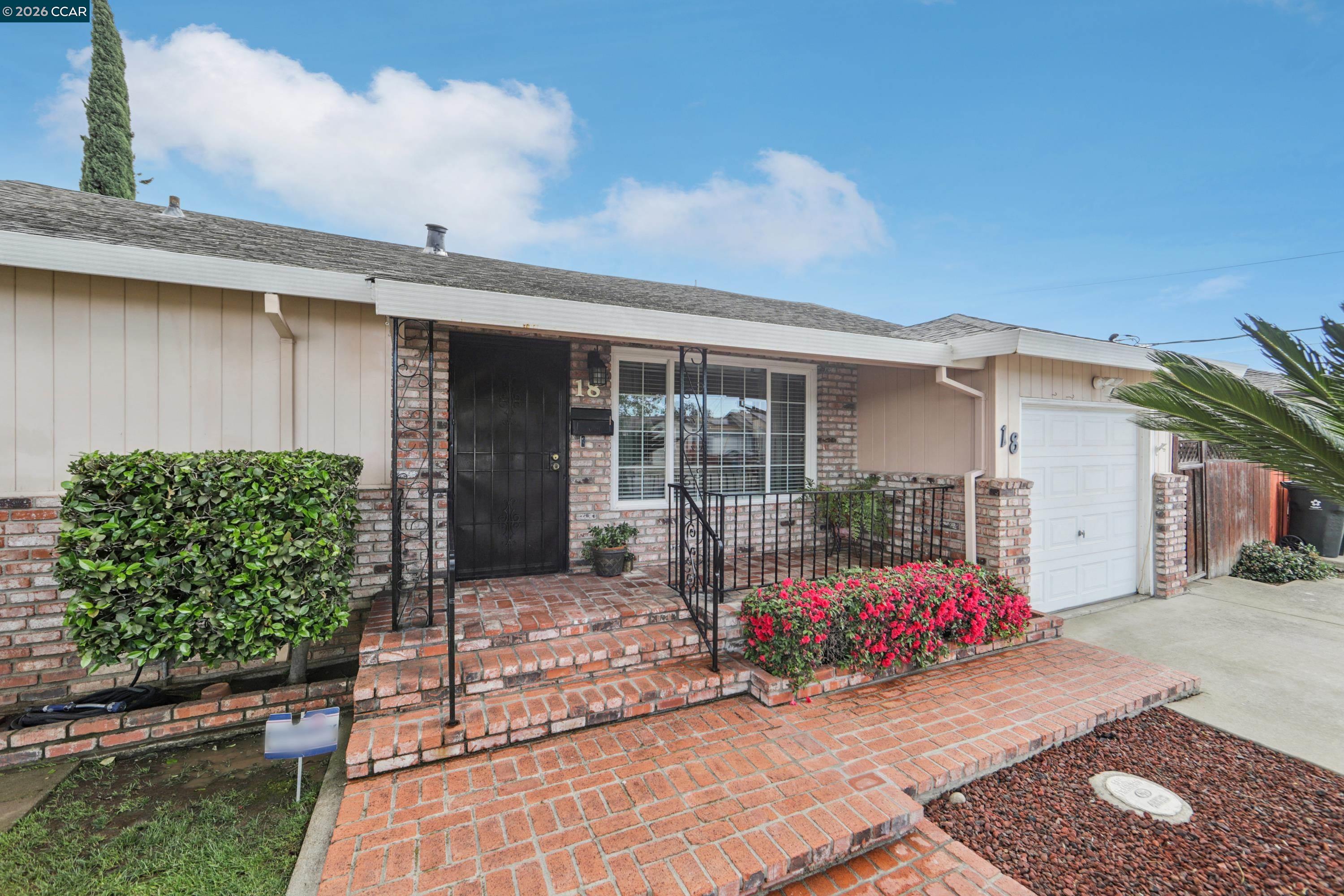 Detail Gallery Image 5 of 52 For 18 E Madill St, Antioch,  CA 94509 - 3 Beds | 1/1 Baths