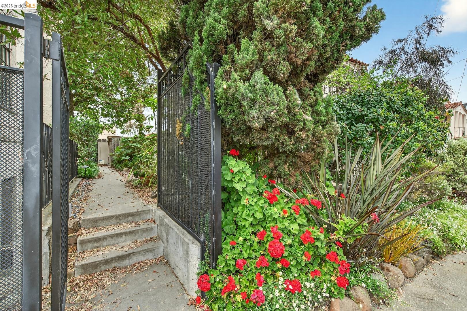 Photo #34: 41130227 Listing: Photo #34