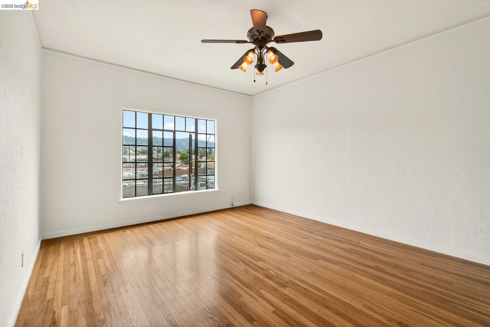 Photo #9: 41130227 Listing: Photo #9