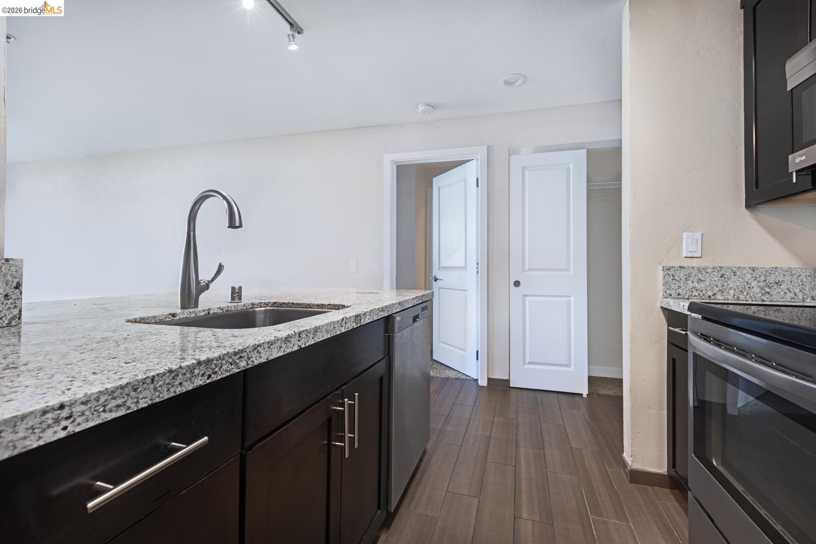 6400 Christie AVE # 3213, Emeryville CA 94608 — photo 6