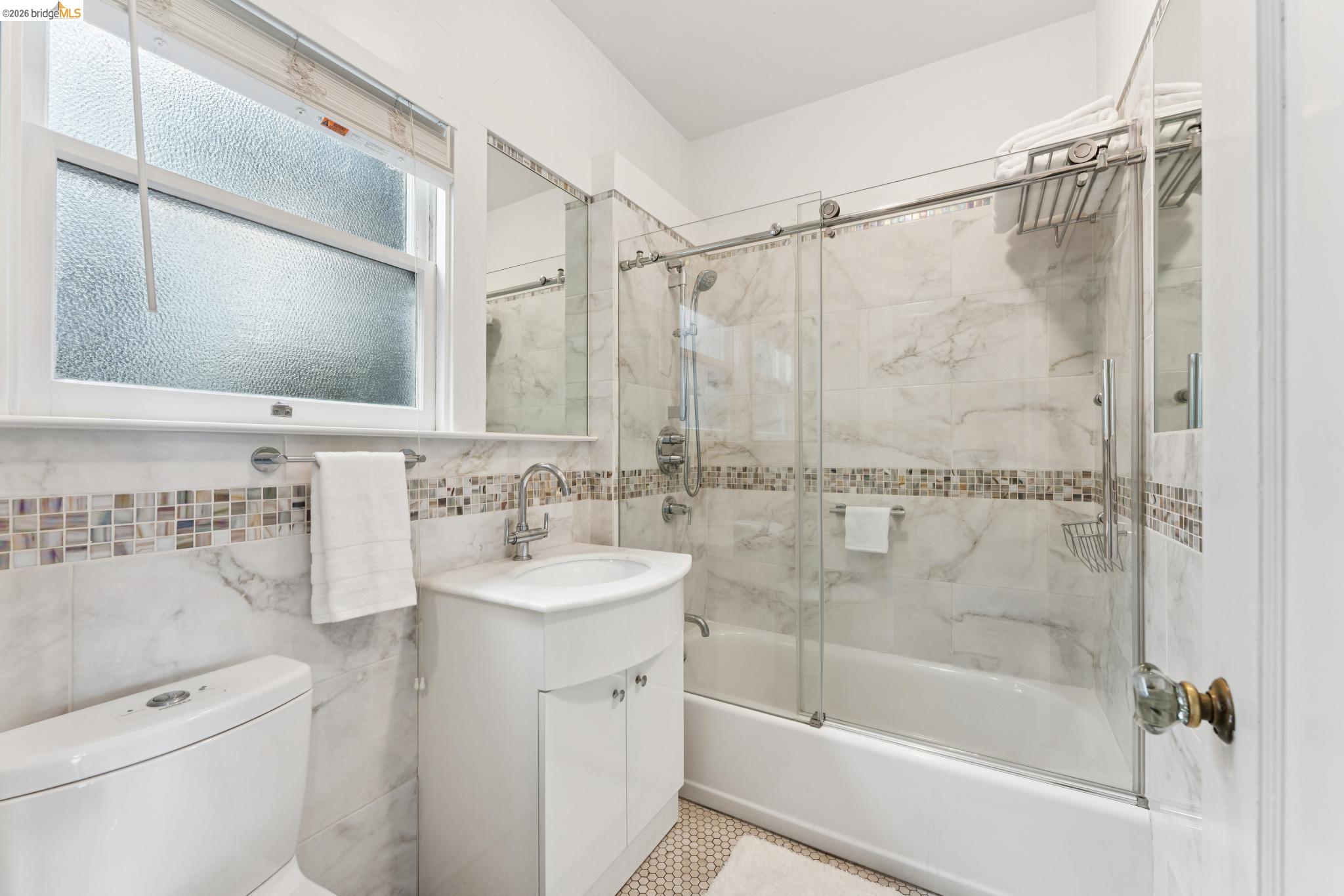 Photo #25: 41130231 Listing: Photo #25