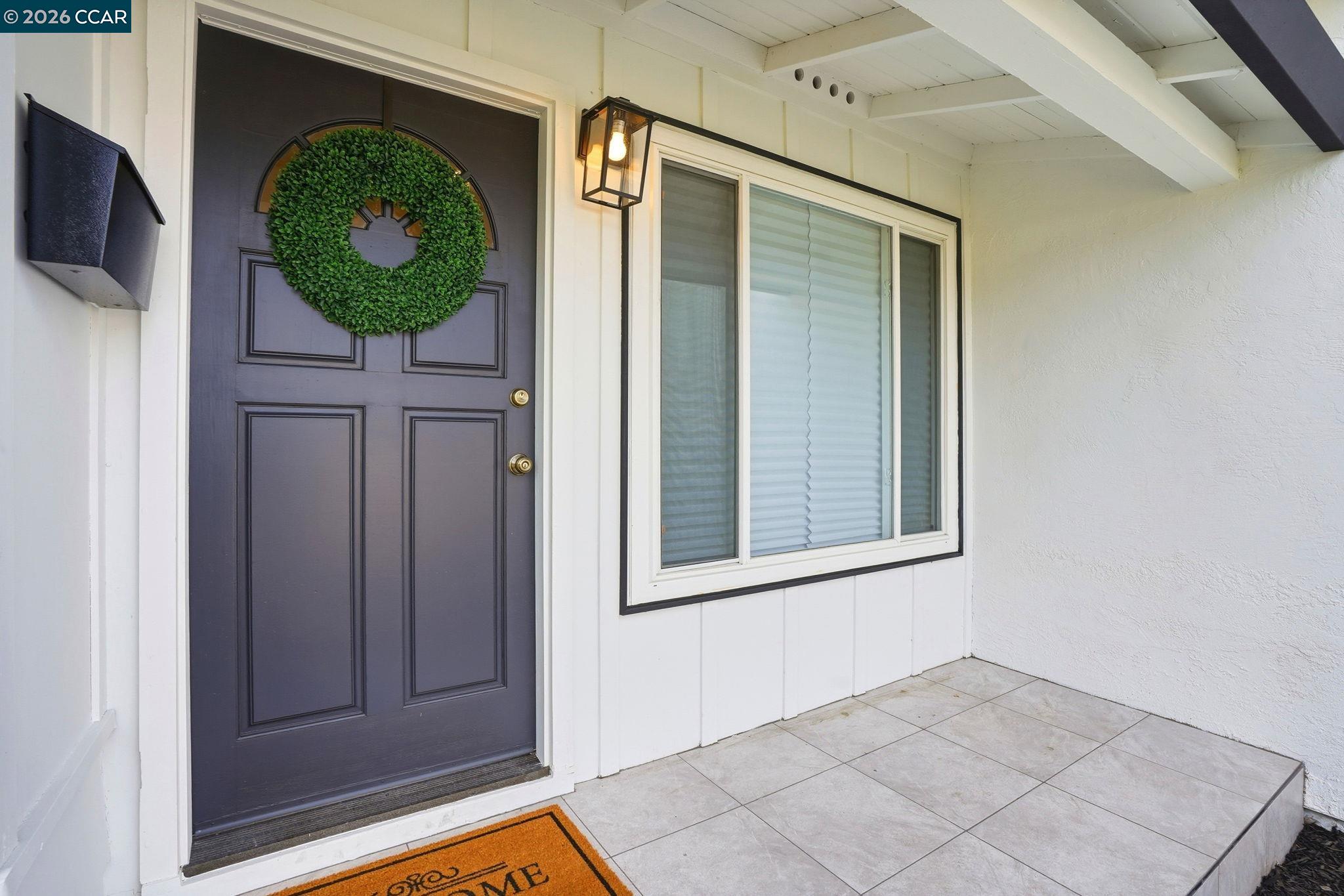 Detail Gallery Image 4 of 25 For 1630 Nicholas Dr, Concord,  CA 94520 - 3 Beds | 2 Baths