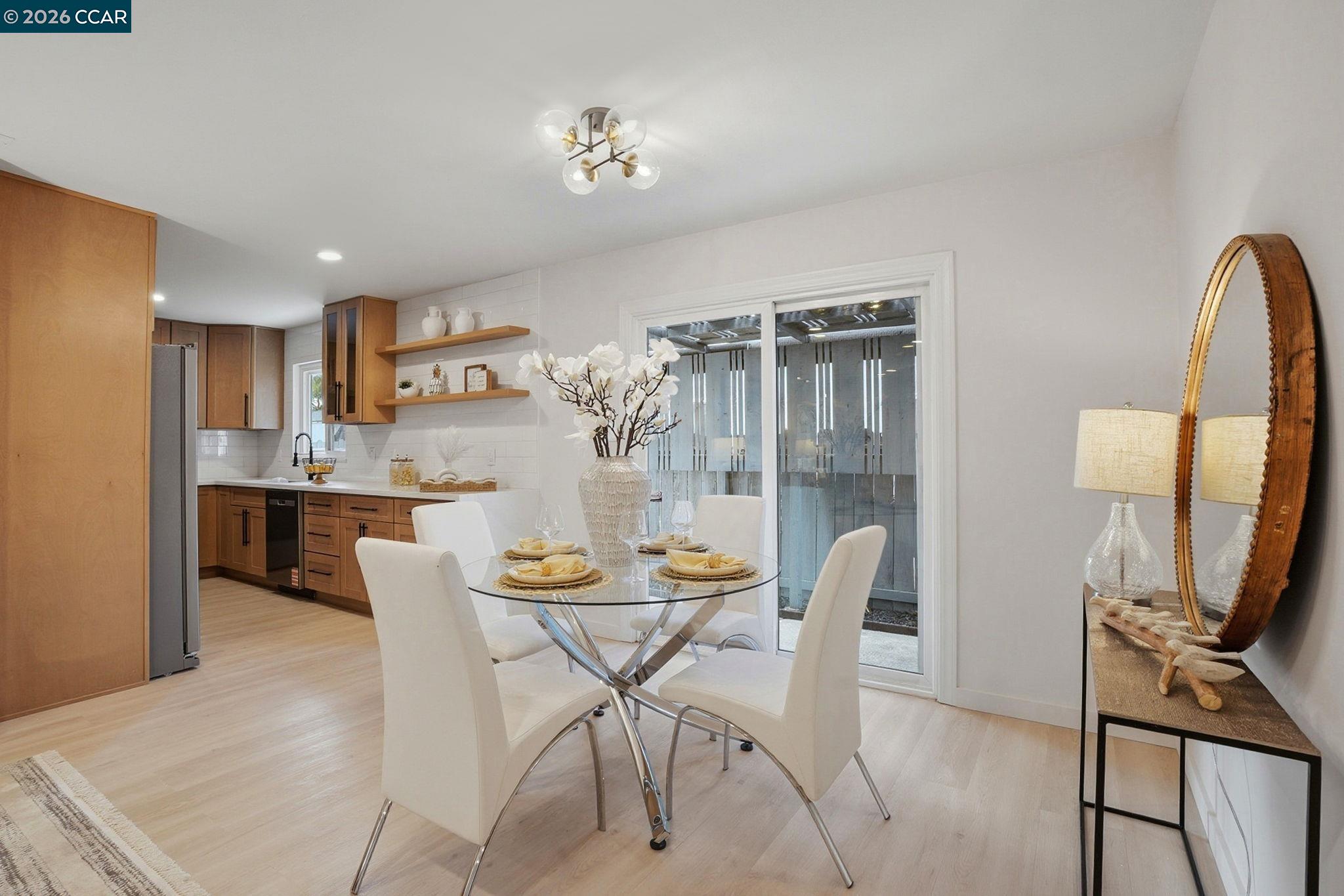 Detail Gallery Image 9 of 25 For 1630 Nicholas Dr, Concord,  CA 94520 - 3 Beds | 2 Baths