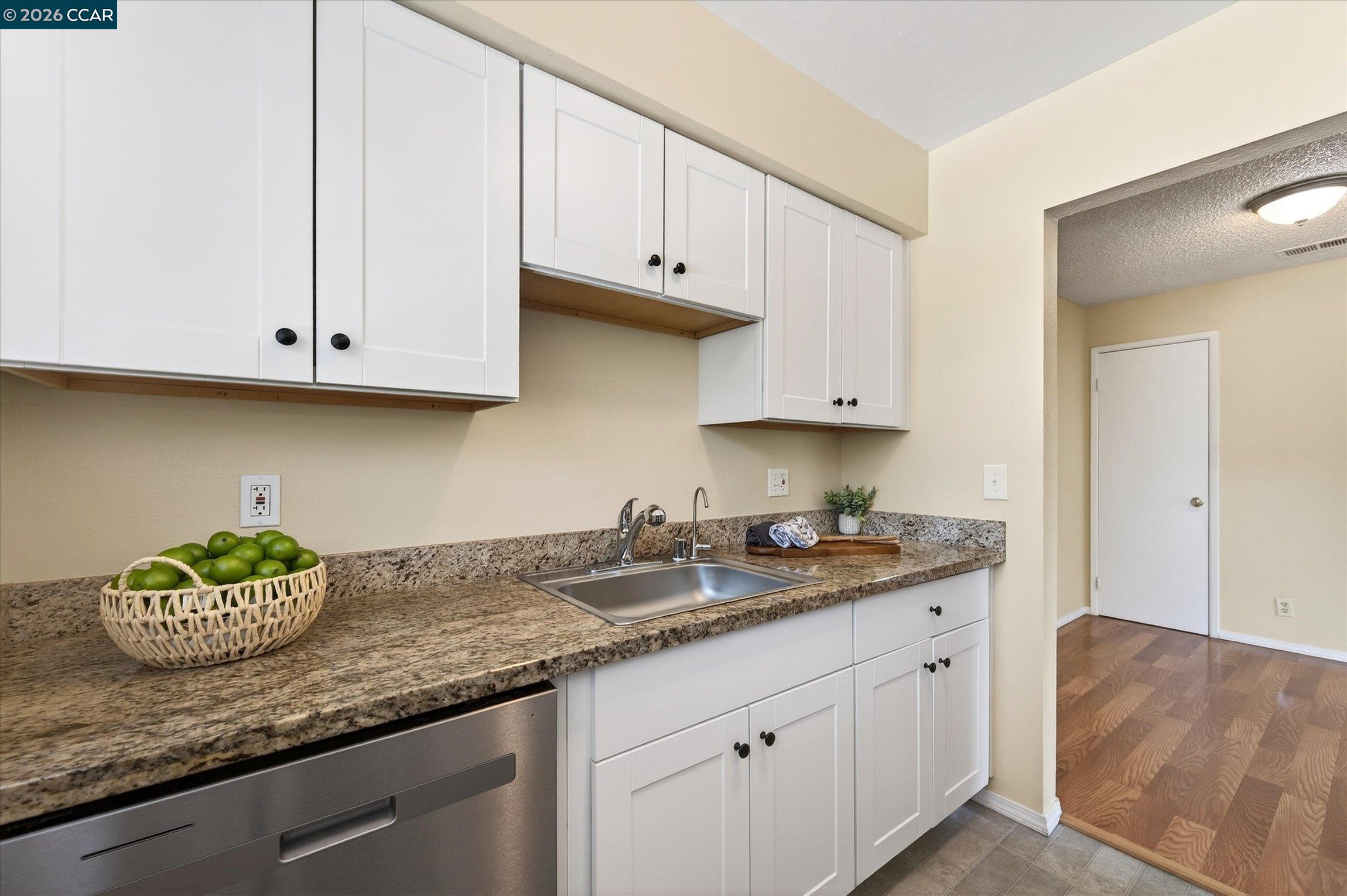 1065 Mohr Ln UNIT D, Concord, CA, 94518