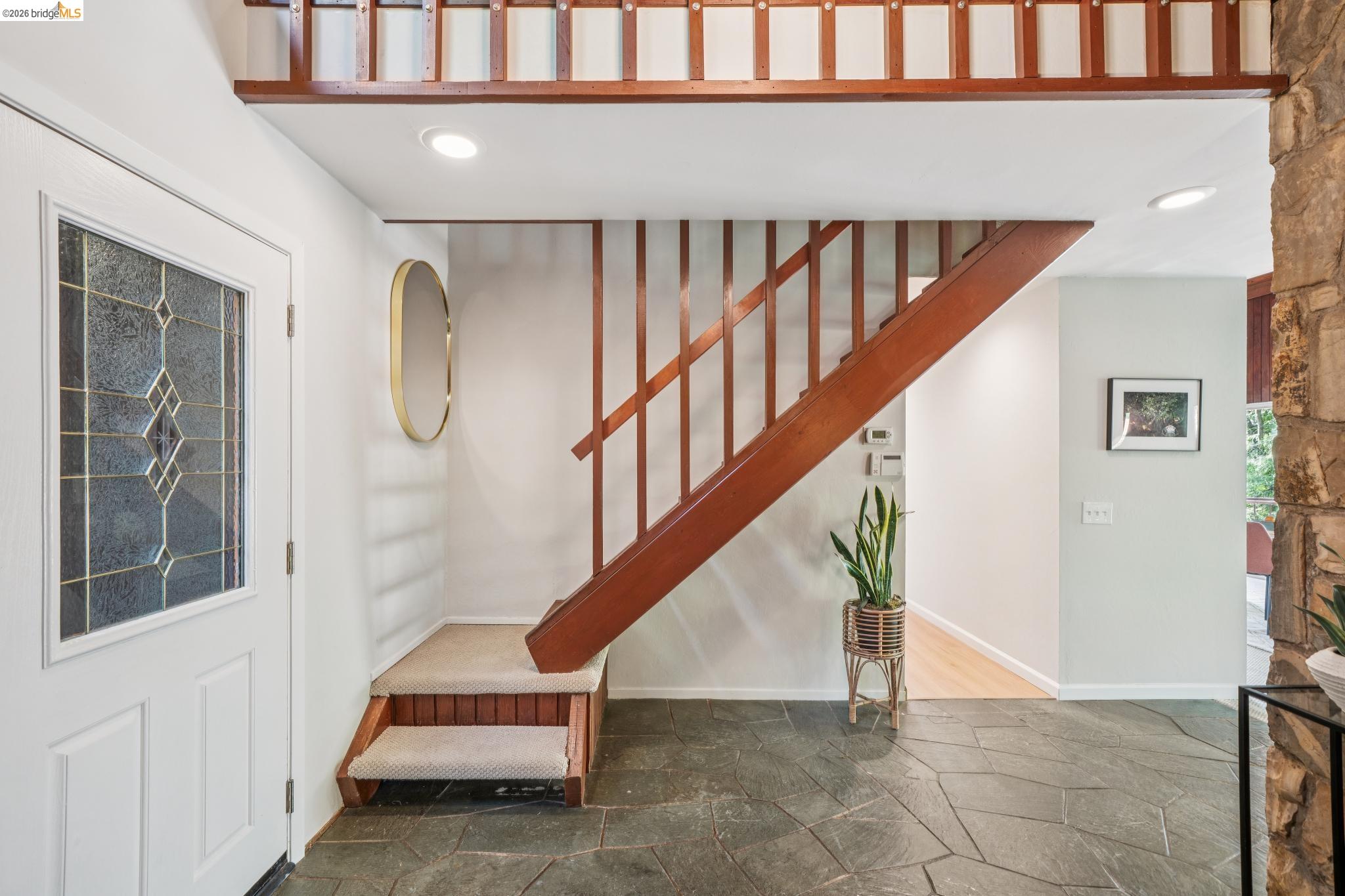 Detail Gallery Image 24 of 59 For 2835 Morley Dr., Oakland,  CA 94611 - 5 Beds | 3 Baths