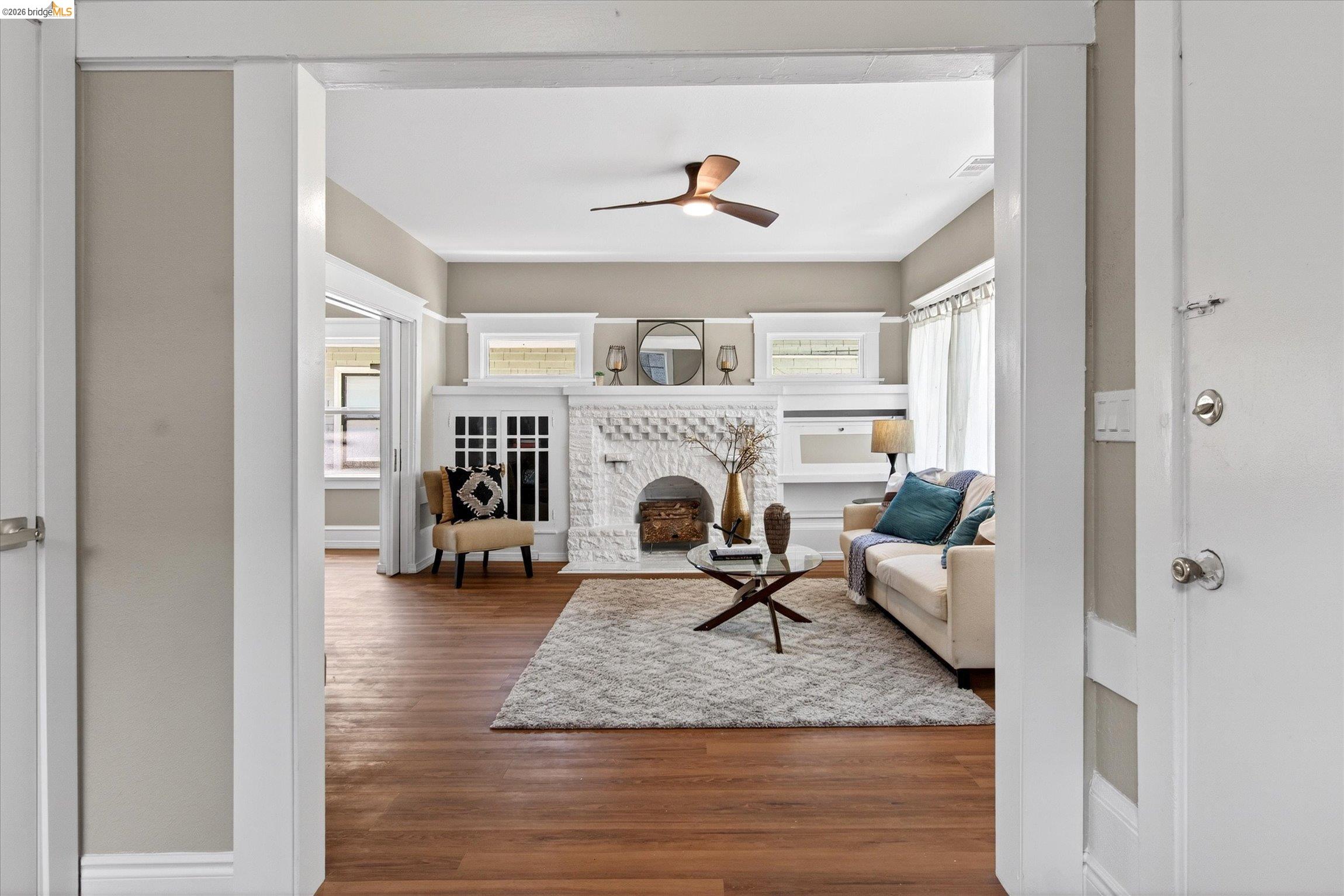 Detail Gallery Image 6 of 26 For 1538 Ashby Ave, Berkeley,  CA 94703 - 3 Beds | 2 Baths