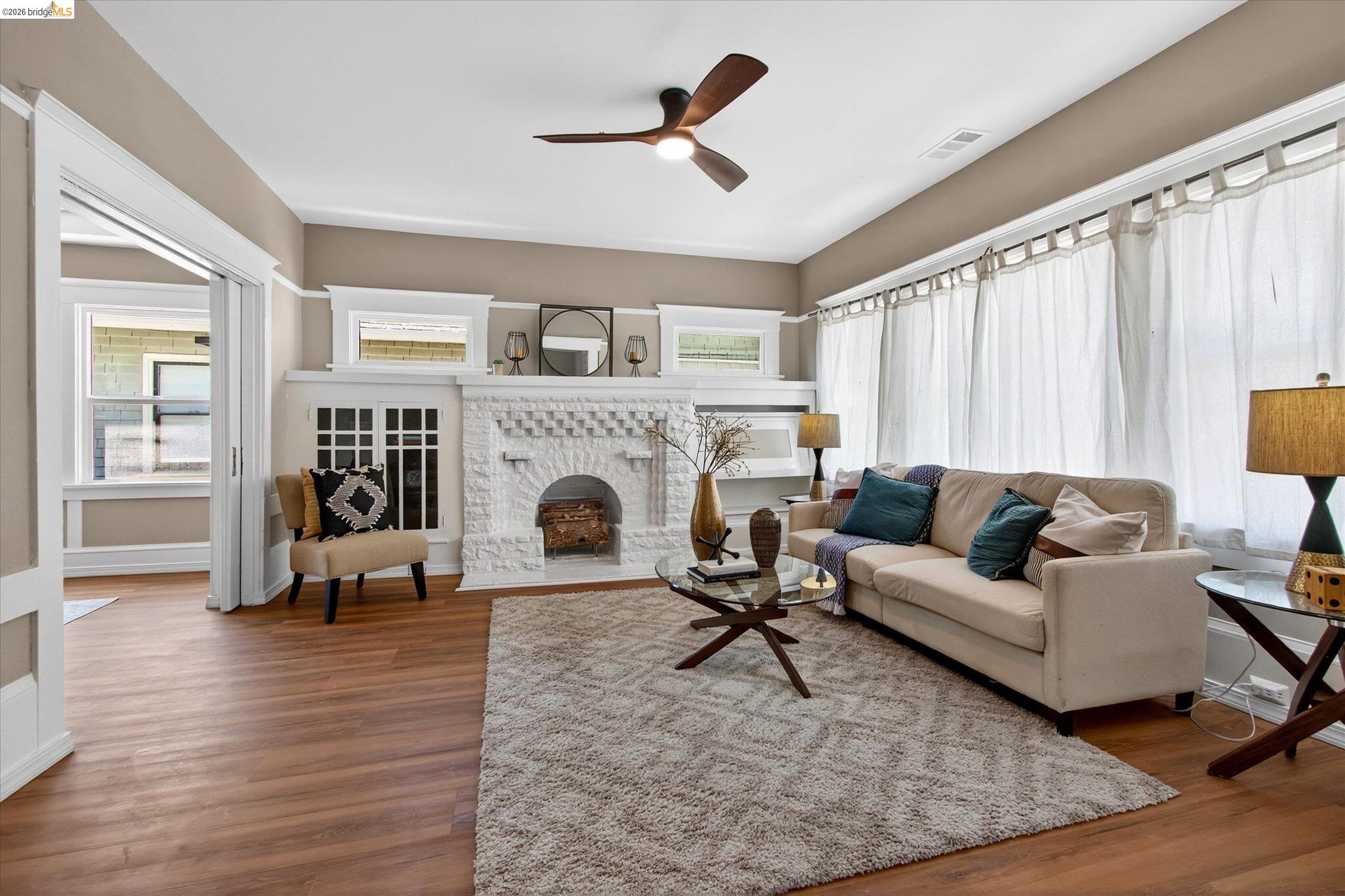 Detail Gallery Image 9 of 26 For 1538 Ashby Ave, Berkeley,  CA 94703 - 3 Beds | 2 Baths