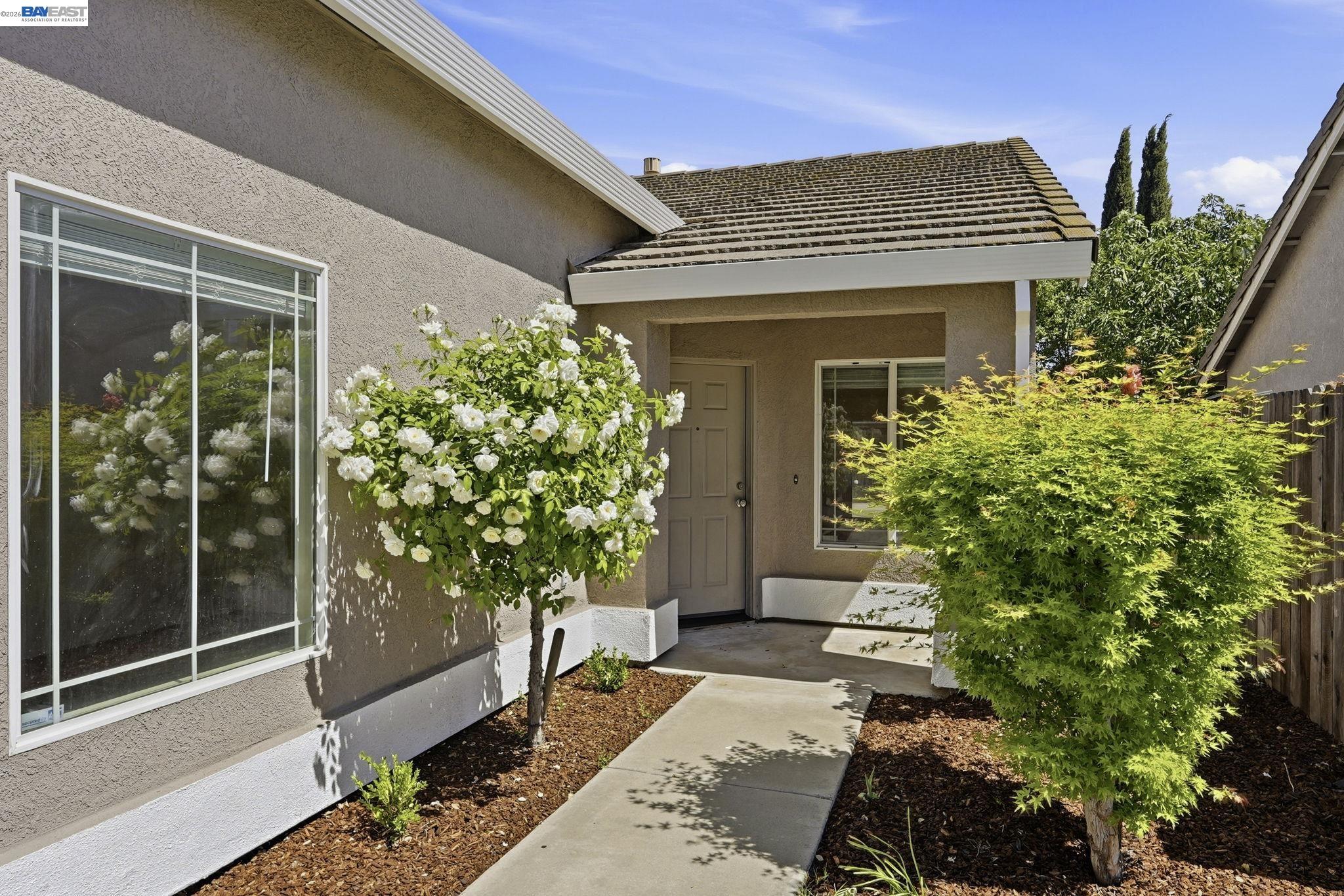 Detail Gallery Image 5 of 38 For 4342 Sardina Ct, Stockton,  CA 95206 - 3 Beds | 2 Baths