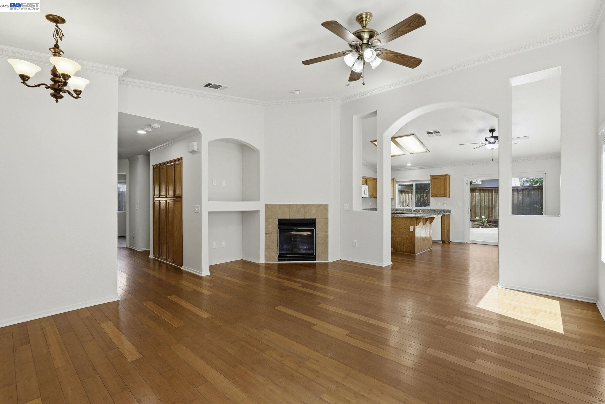 Detail Gallery Image 8 of 38 For 4342 Sardina Ct, Stockton,  CA 95206 - 3 Beds | 2 Baths