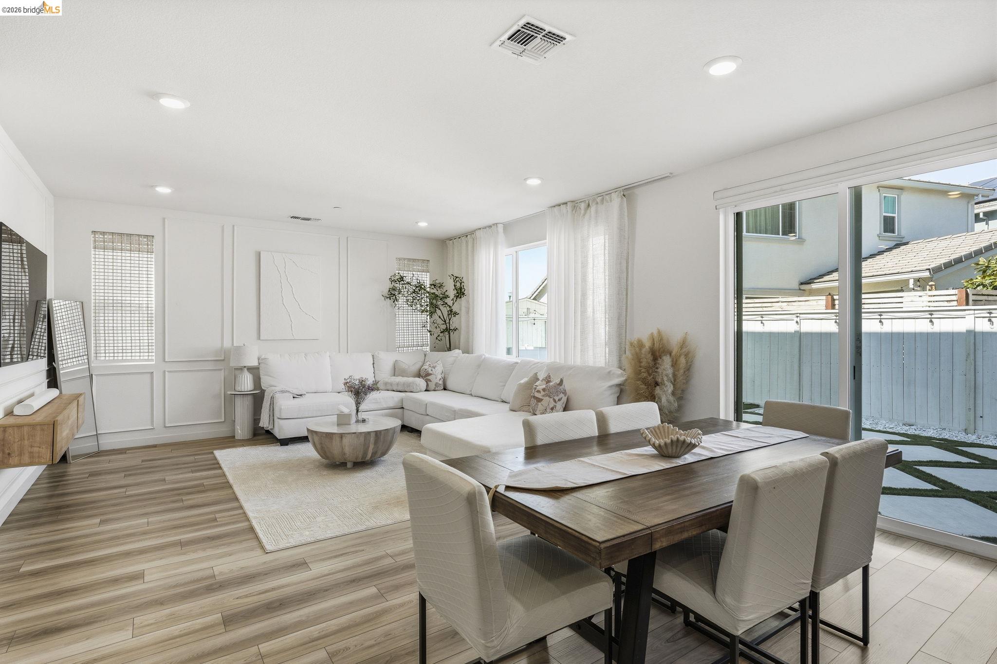 Detail Gallery Image 11 of 40 For 15929 Testarossa St, Lathrop,  CA 95330 - 3 Beds | 2/1 Baths