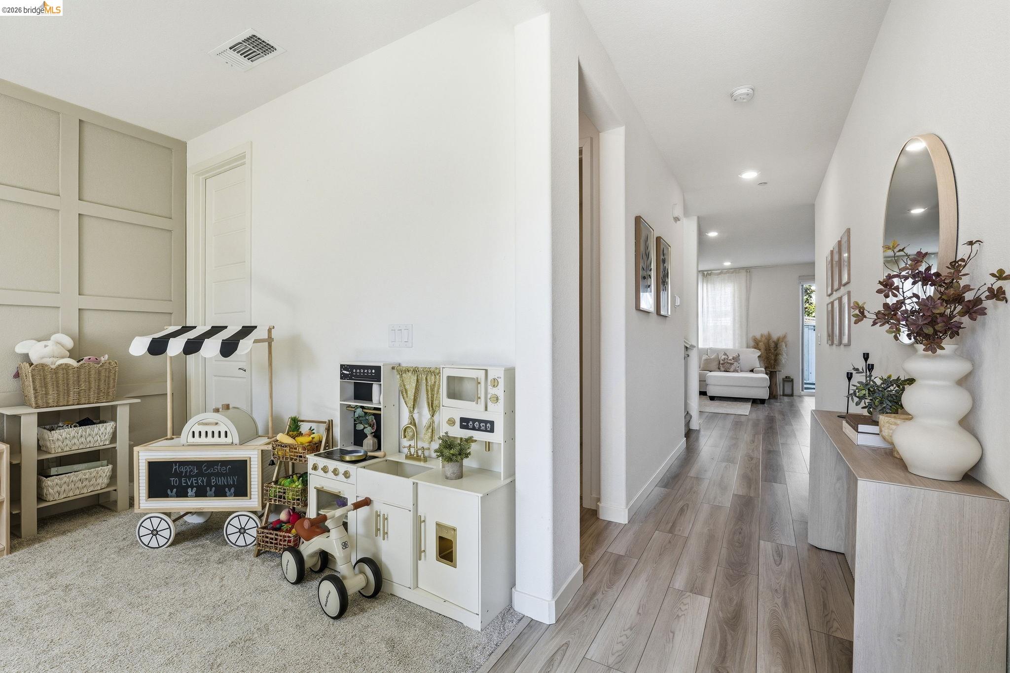 Detail Gallery Image 13 of 40 For 15929 Testarossa St, Lathrop,  CA 95330 - 3 Beds | 2/1 Baths