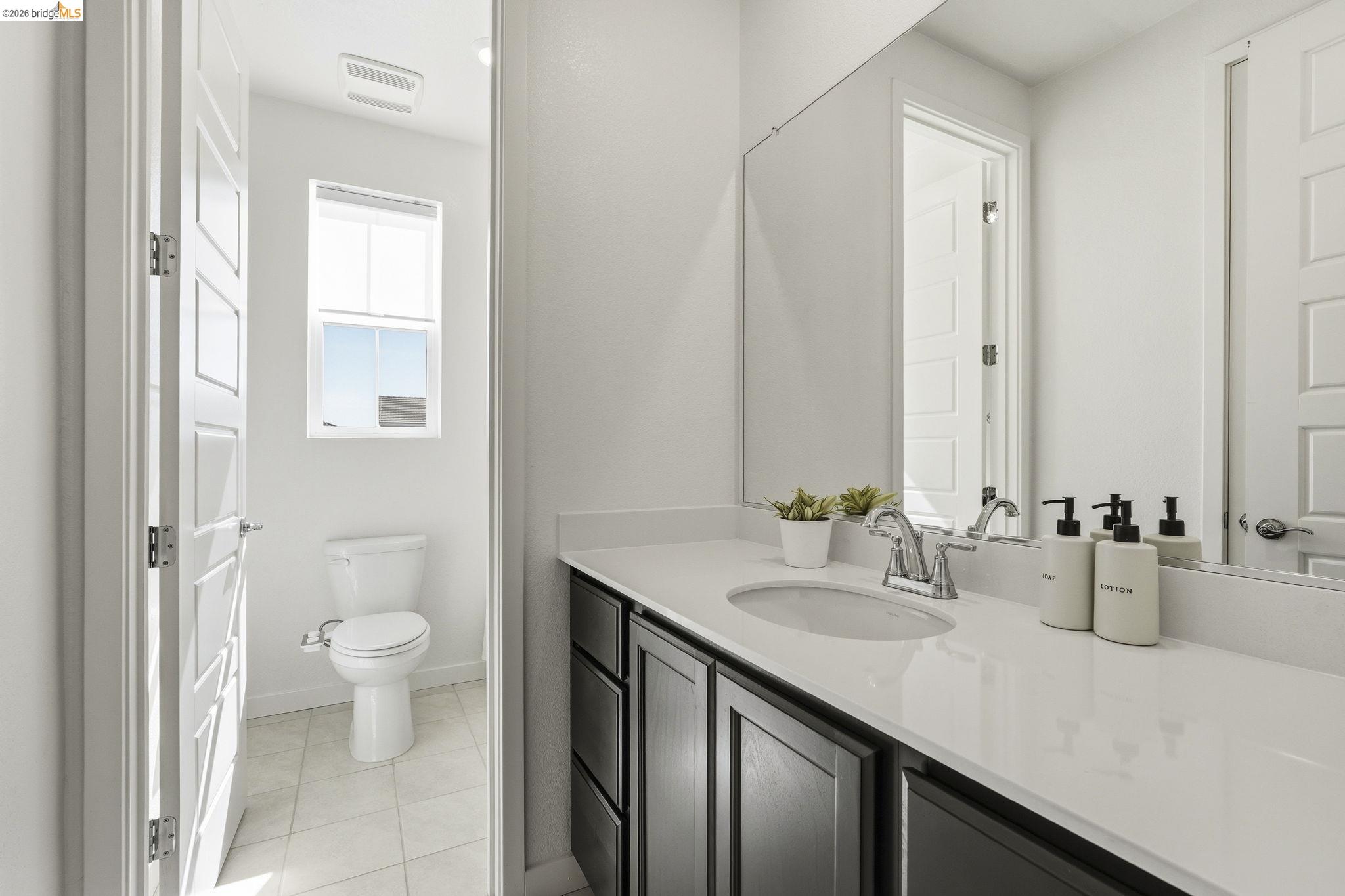 Detail Gallery Image 24 of 40 For 15929 Testarossa St, Lathrop,  CA 95330 - 3 Beds | 2/1 Baths